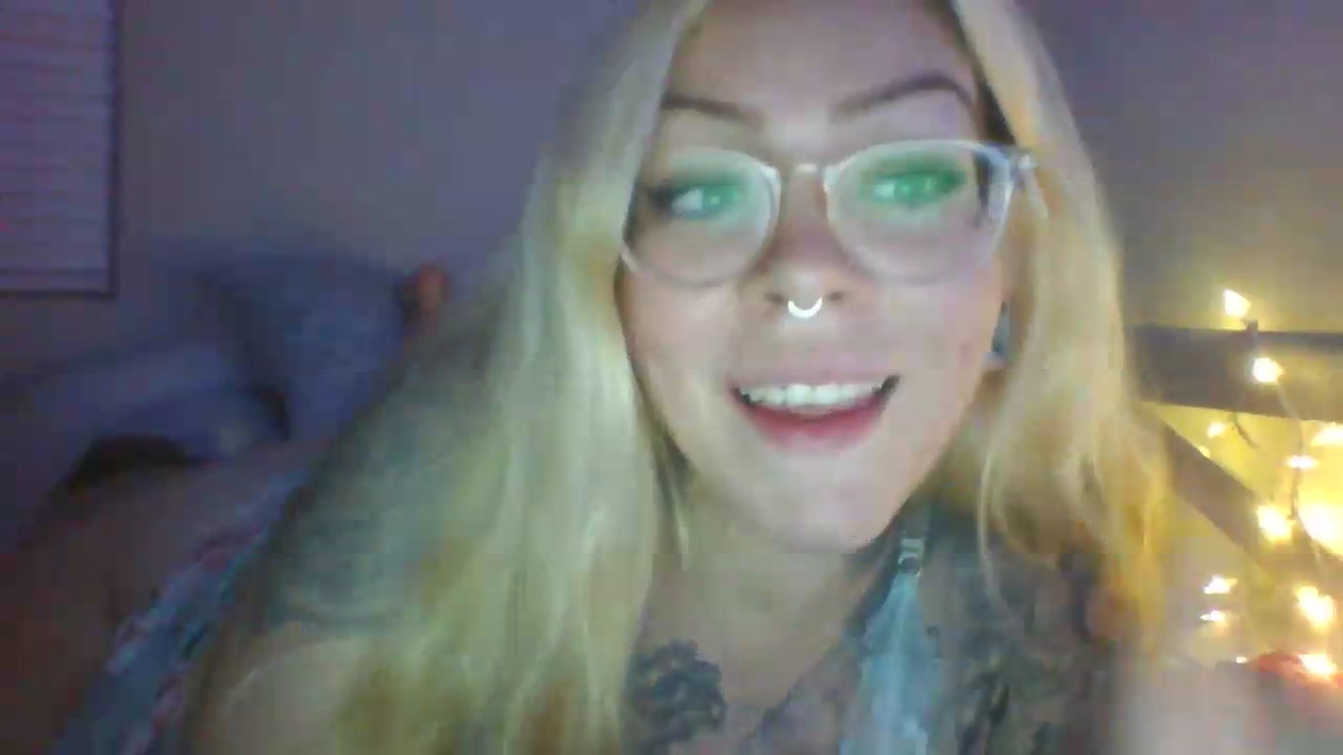 Gallery image thumbnail from JessicaFaye's myfreecams stream on, 06/16/2026, 12:17 image 4 of 20