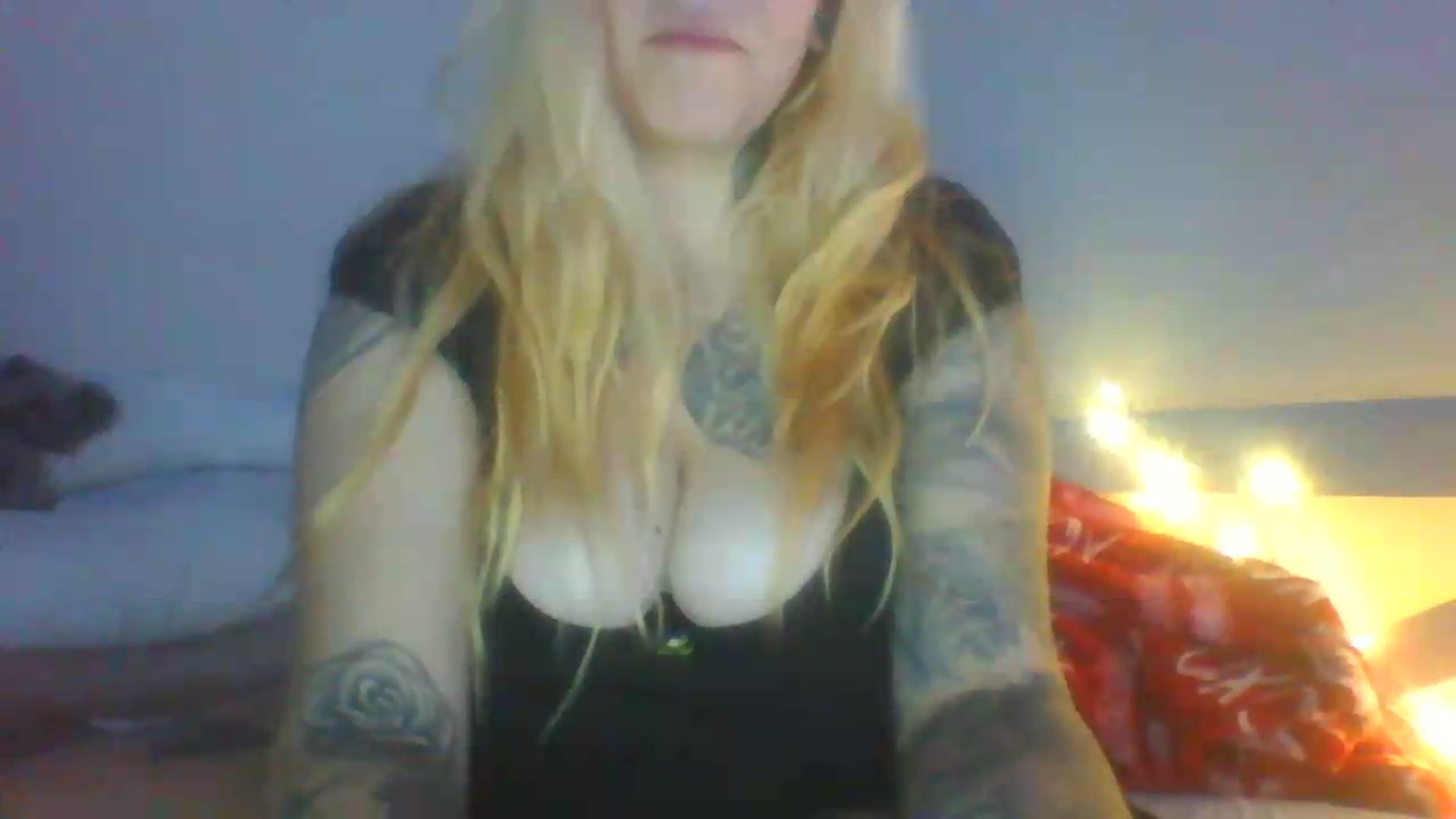 Gallery image thumbnail from JessicaFaye's myfreecams stream on, 06/19/2026, 07:41 image 10 of 20
