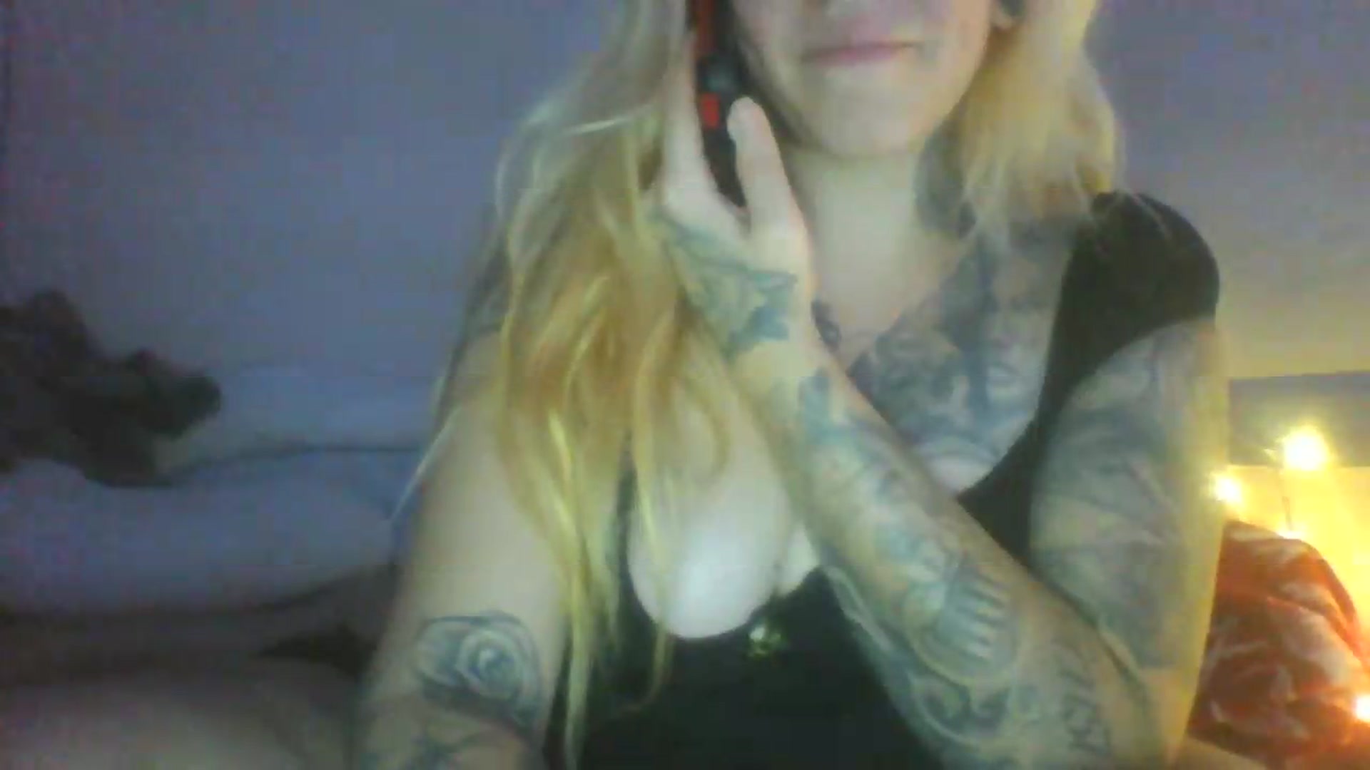 Gallery image thumbnail from JessicaFaye's myfreecams stream on, 06/19/2026, 09:30 image 17 of 20