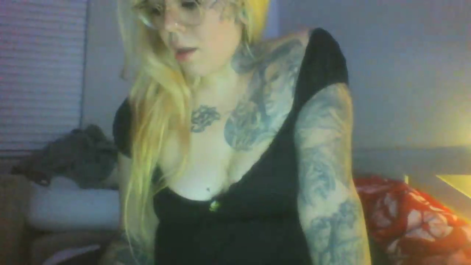 Gallery image thumbnail from JessicaFaye's myfreecams stream on, 06/19/2026, 11:17 image 5 of 20