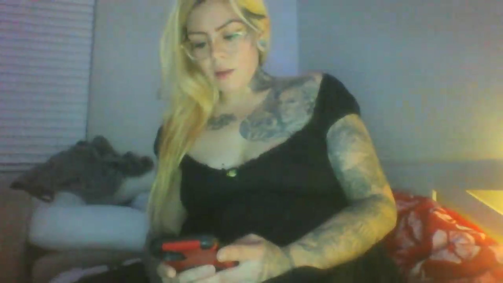 Gallery image thumbnail from JessicaFaye's myfreecams stream on, 06/19/2026, 11:17 image 2 of 20