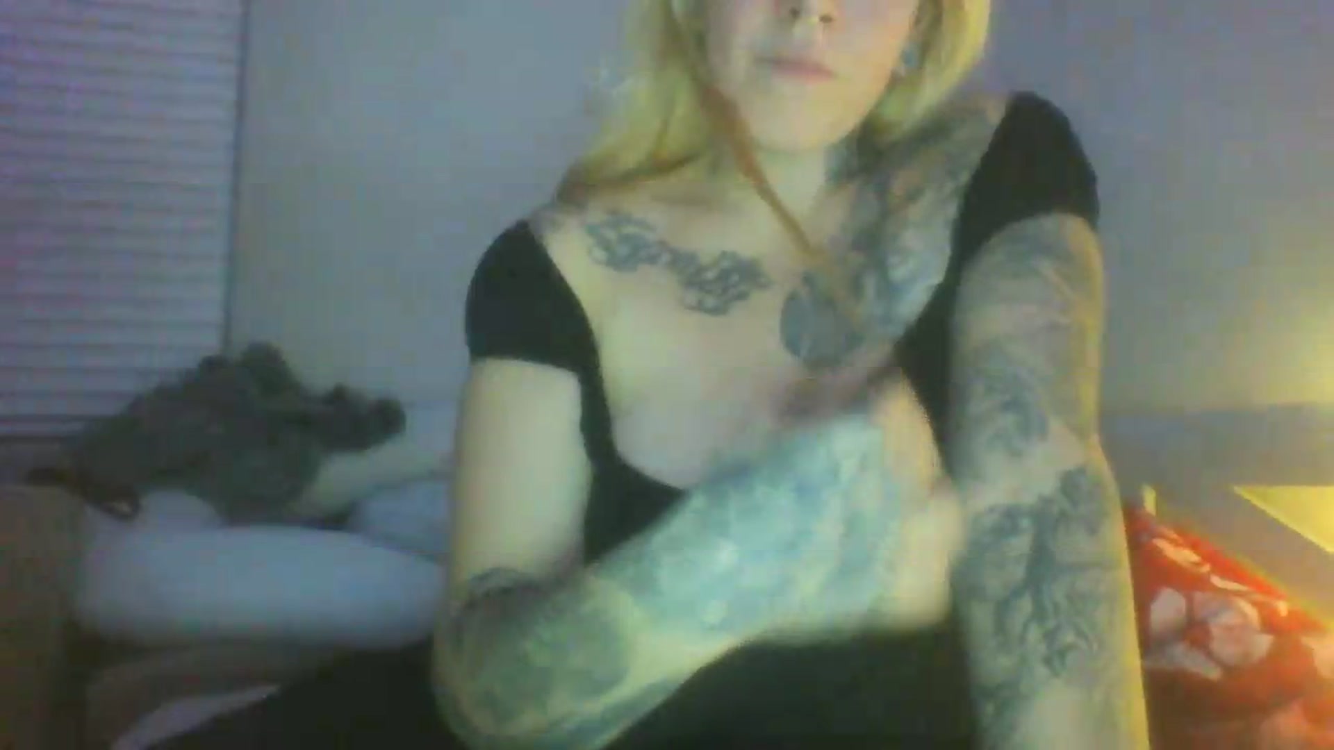 Gallery image thumbnail from JessicaFaye's myfreecams stream on, 06/19/2026, 11:17 image 12 of 20