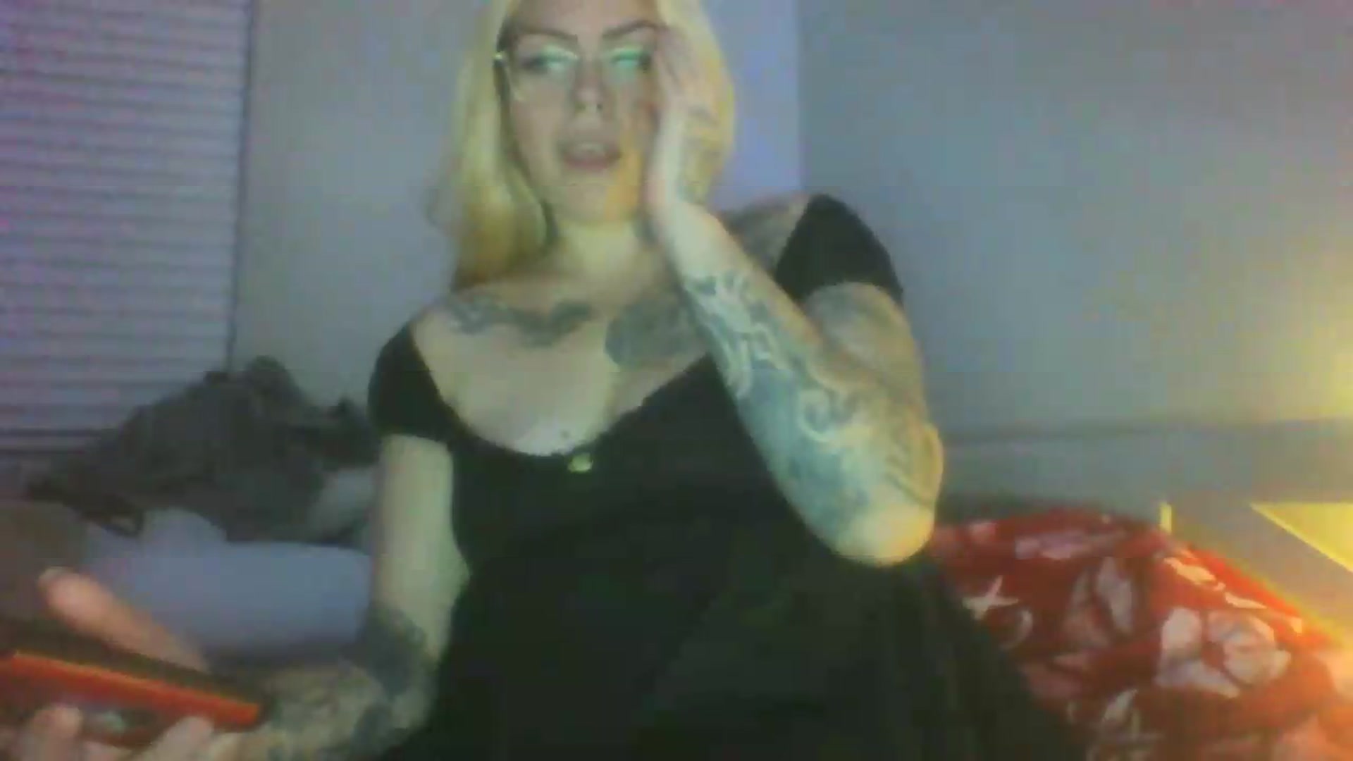 Gallery image thumbnail from JessicaFaye's myfreecams stream on, 06/19/2026, 11:17 image 8 of 20