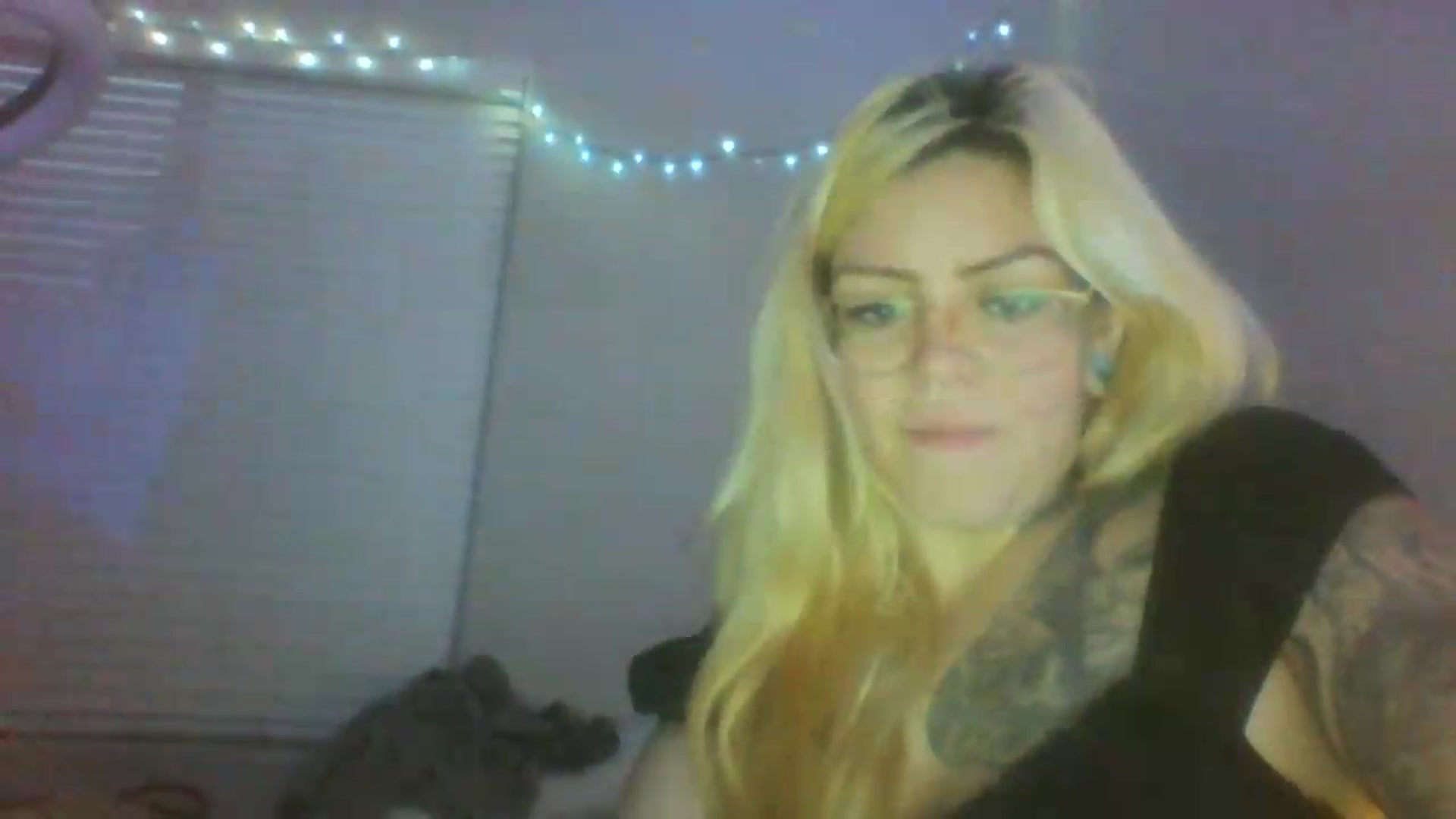 Gallery image thumbnail from JessicaFaye's myfreecams stream on, 06/19/2026, 12:24 image 4 of 20