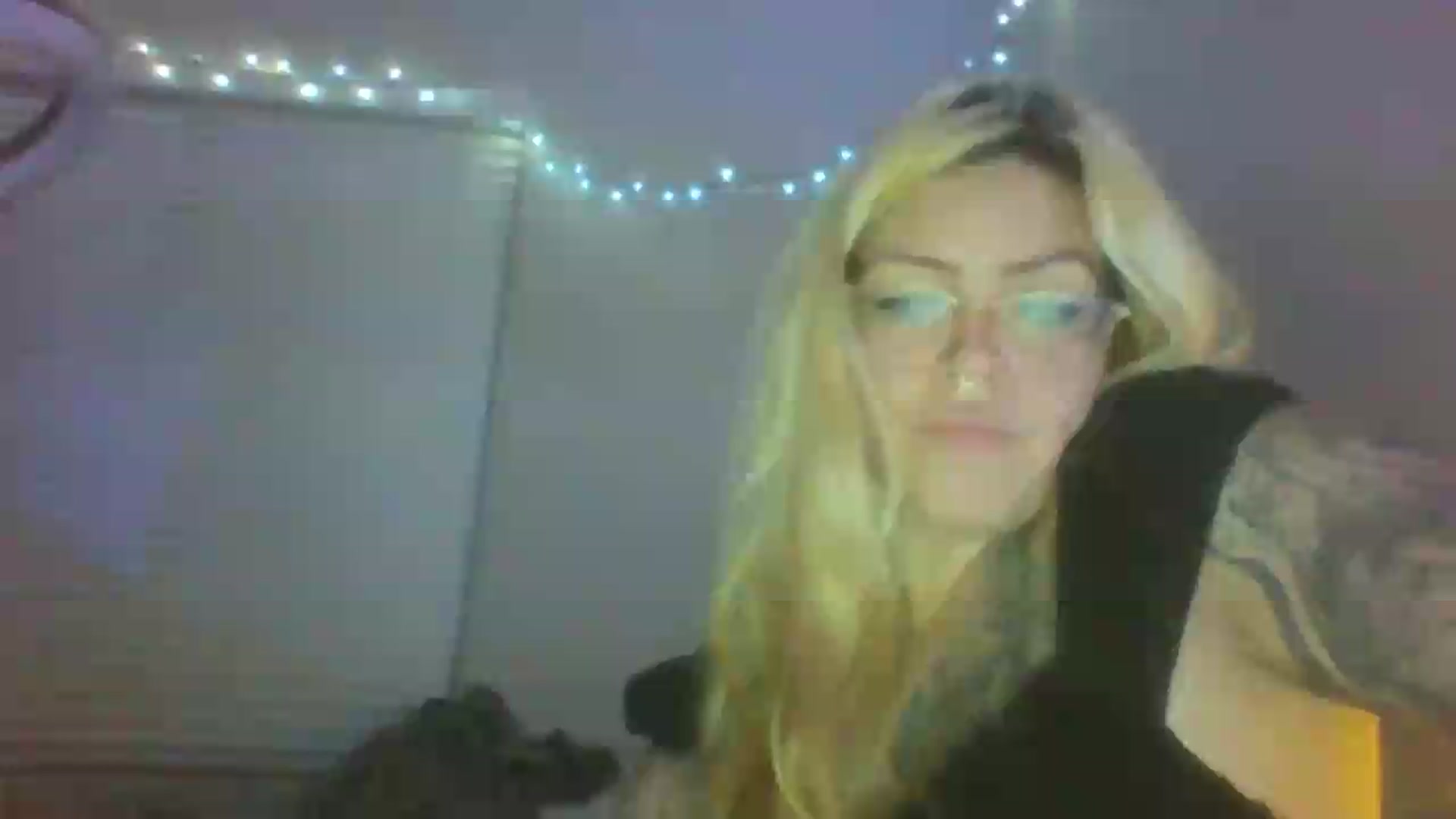 Gallery image thumbnail from JessicaFaye's myfreecams stream on, 06/19/2026, 12:24 image 2 of 20