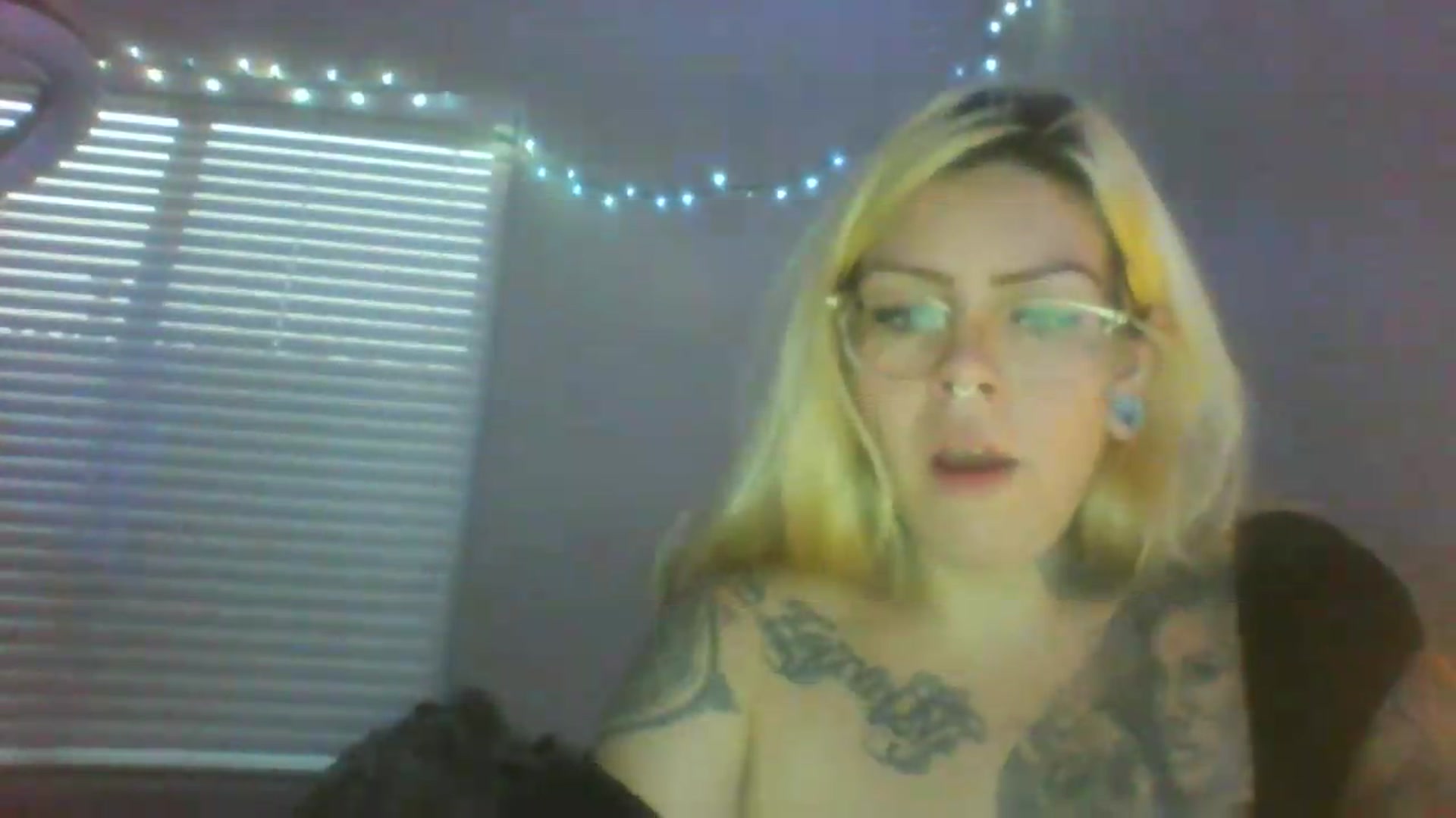 Gallery image thumbnail from JessicaFaye's myfreecams stream on, 06/19/2026, 12:24 image 11 of 20