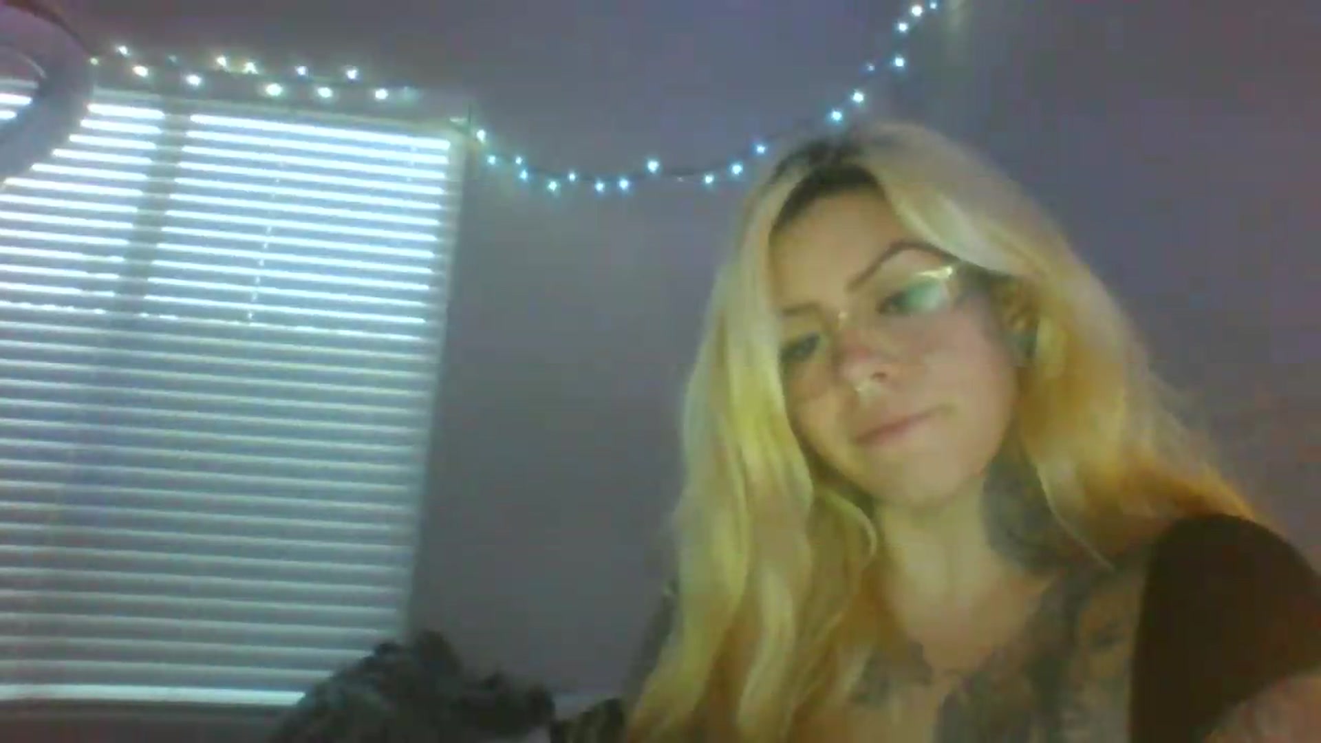 Gallery image thumbnail from JessicaFaye's myfreecams stream on, 06/19/2026, 12:24 image 15 of 20