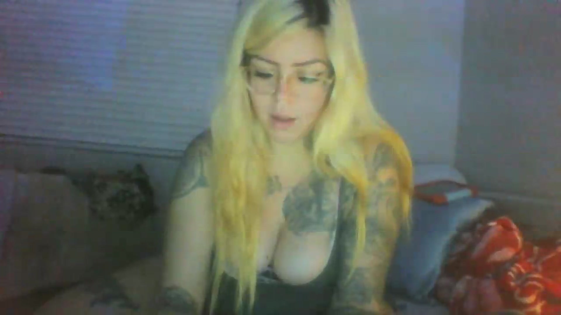 Gallery image thumbnail from JessicaFaye's myfreecams stream on, 06/20/2026, 10:59 image 9 of 20