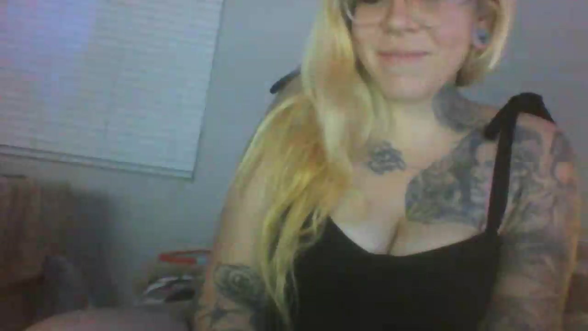 Gallery image thumbnail from JessicaFaye's myfreecams stream on, 06/21/2026, 09:25 image 15 of 20