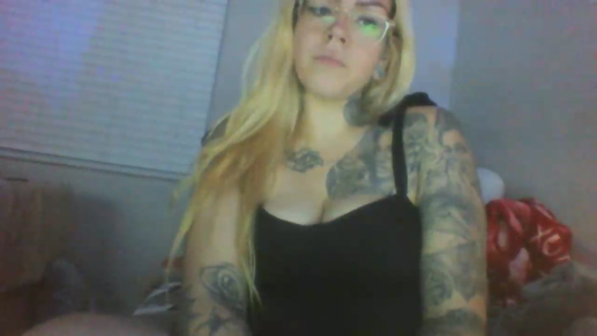 Gallery image thumbnail from JessicaFaye's myfreecams stream on, 06/21/2026, 09:25 image 18 of 20