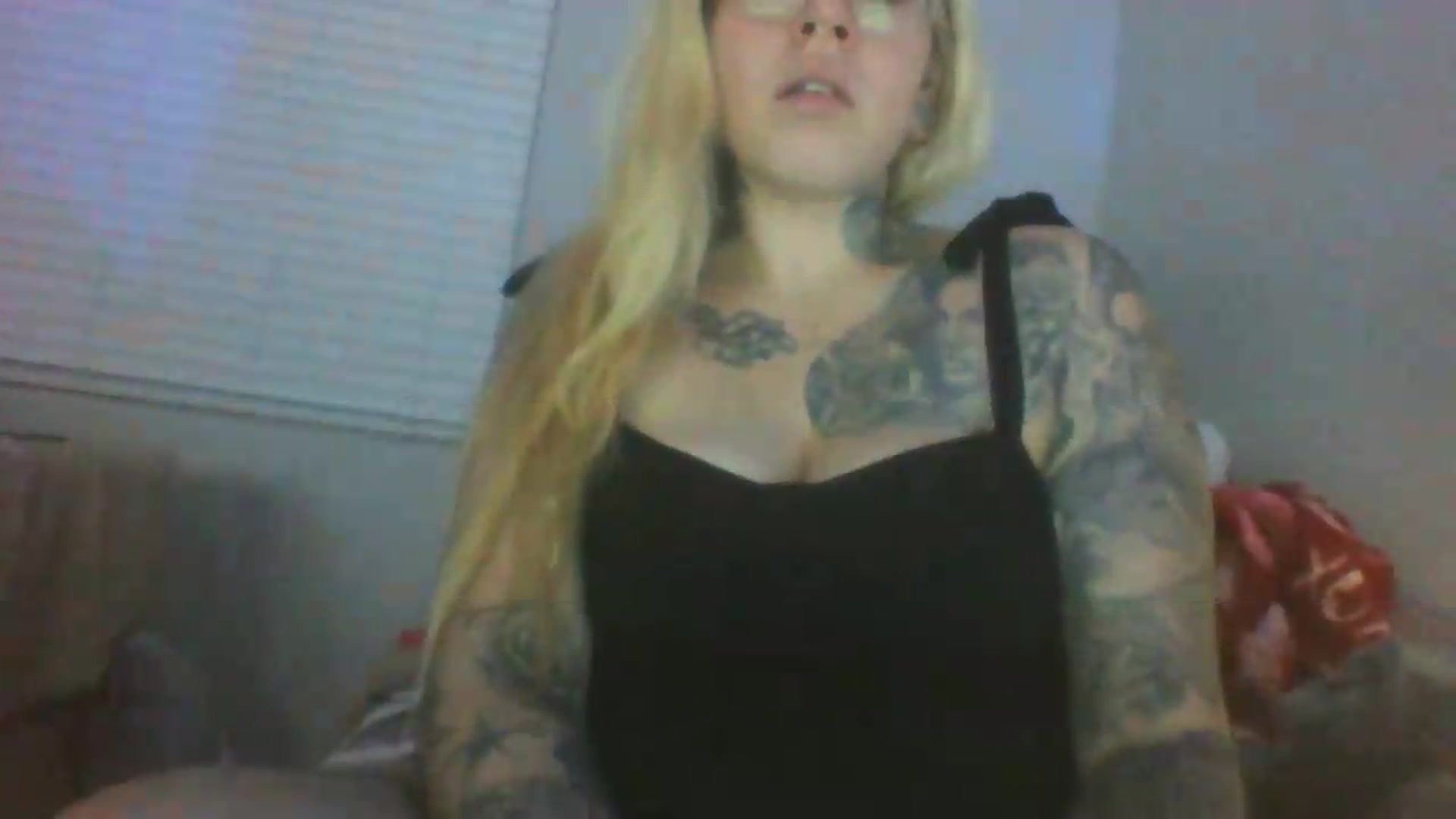 Gallery image thumbnail from JessicaFaye's myfreecams stream on, 06/21/2026, 09:25 image 17 of 20