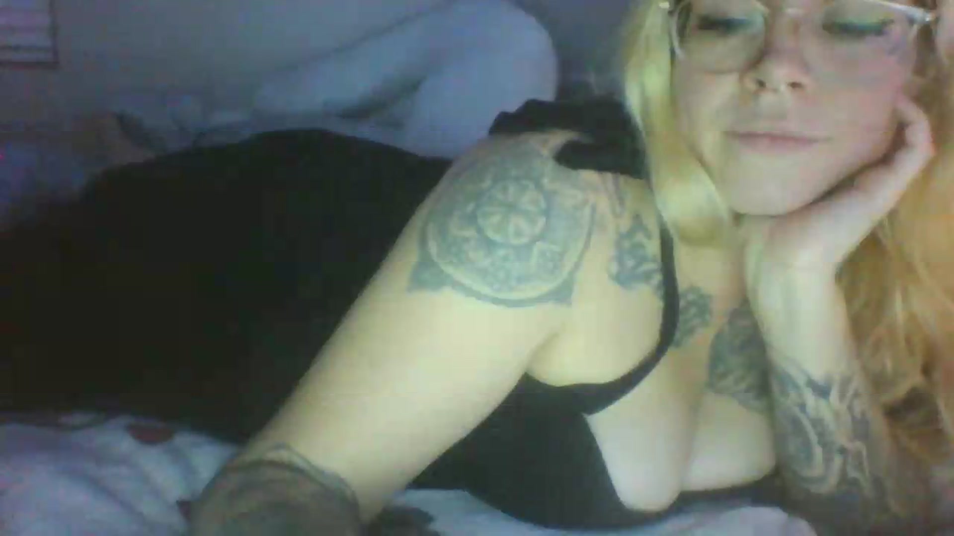 Gallery image thumbnail from JessicaFaye's myfreecams stream on, 06/22/2026, 07:44 image 13 of 20