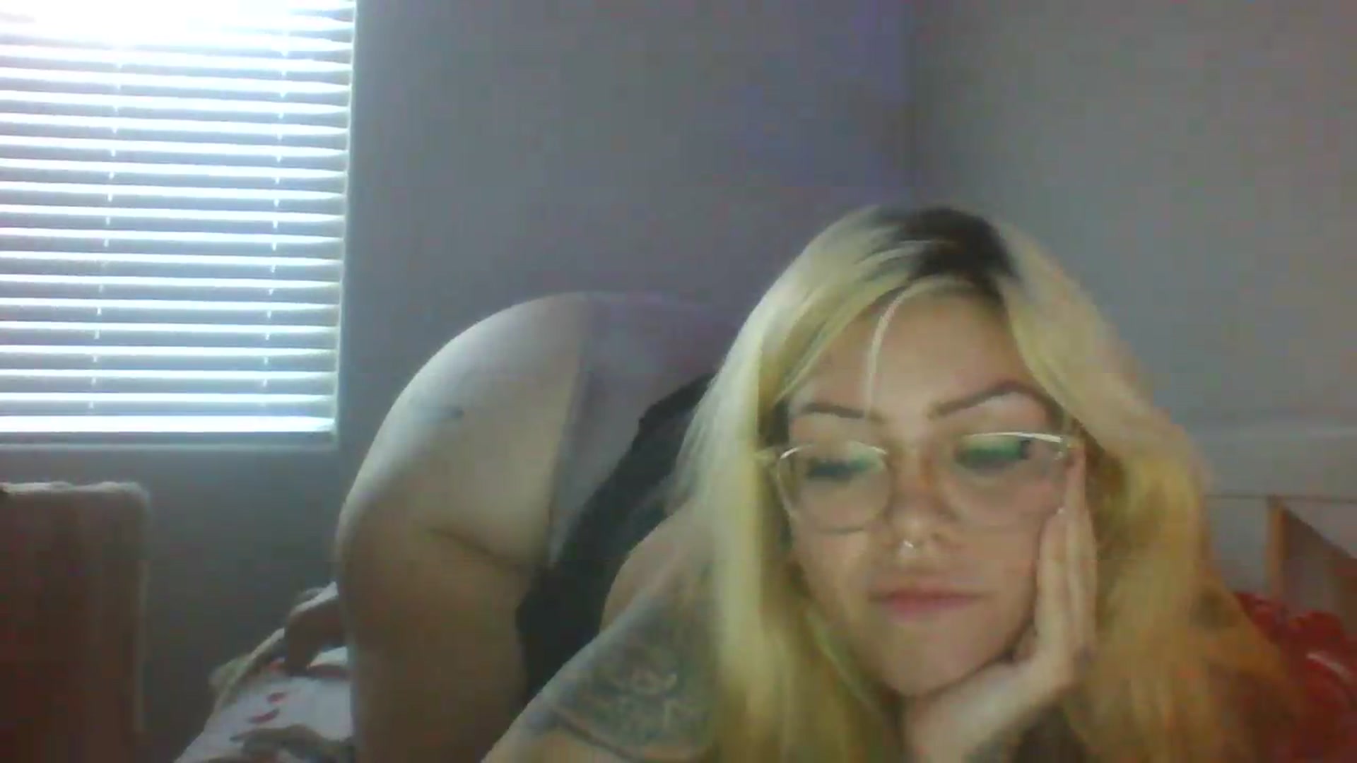 Gallery image thumbnail from JessicaFaye's myfreecams stream on, 06/22/2026, 12:50 image 18 of 20
