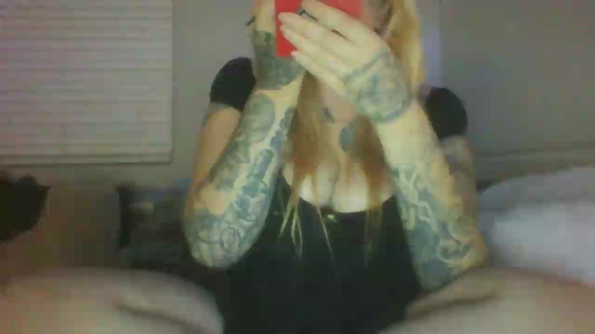 Gallery image thumbnail from JessicaFaye's myfreecams stream on, 06/25/2026, 07:15 image 2 of 20