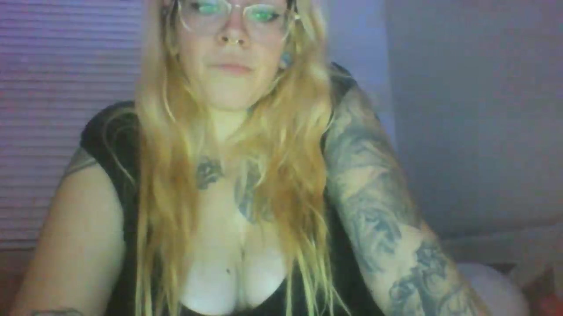 Gallery image thumbnail from JessicaFaye's myfreecams stream on, 06/25/2026, 10:24 image 9 of 20