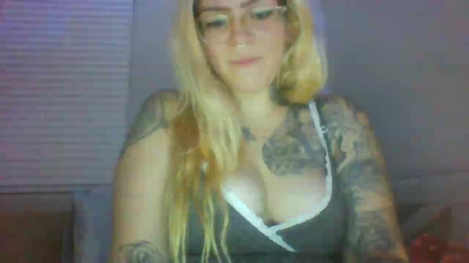 Gallery image thumbnail from JessicaFaye's myfreecams stream on, 06/26/2026, 10:23 image 6 of 20