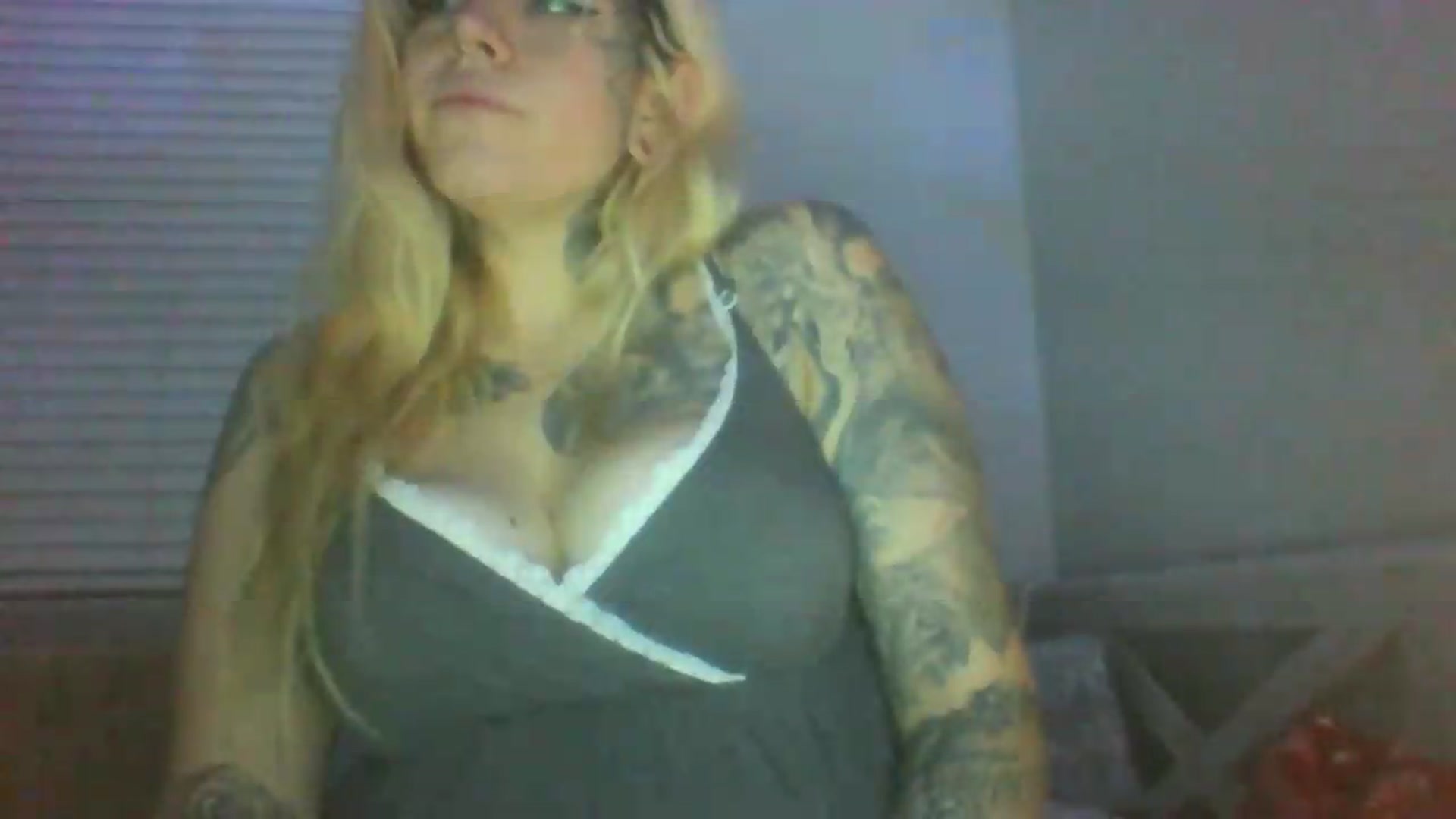 Gallery image thumbnail from JessicaFaye's myfreecams stream on, 06/26/2026, 10:51 image 18 of 20