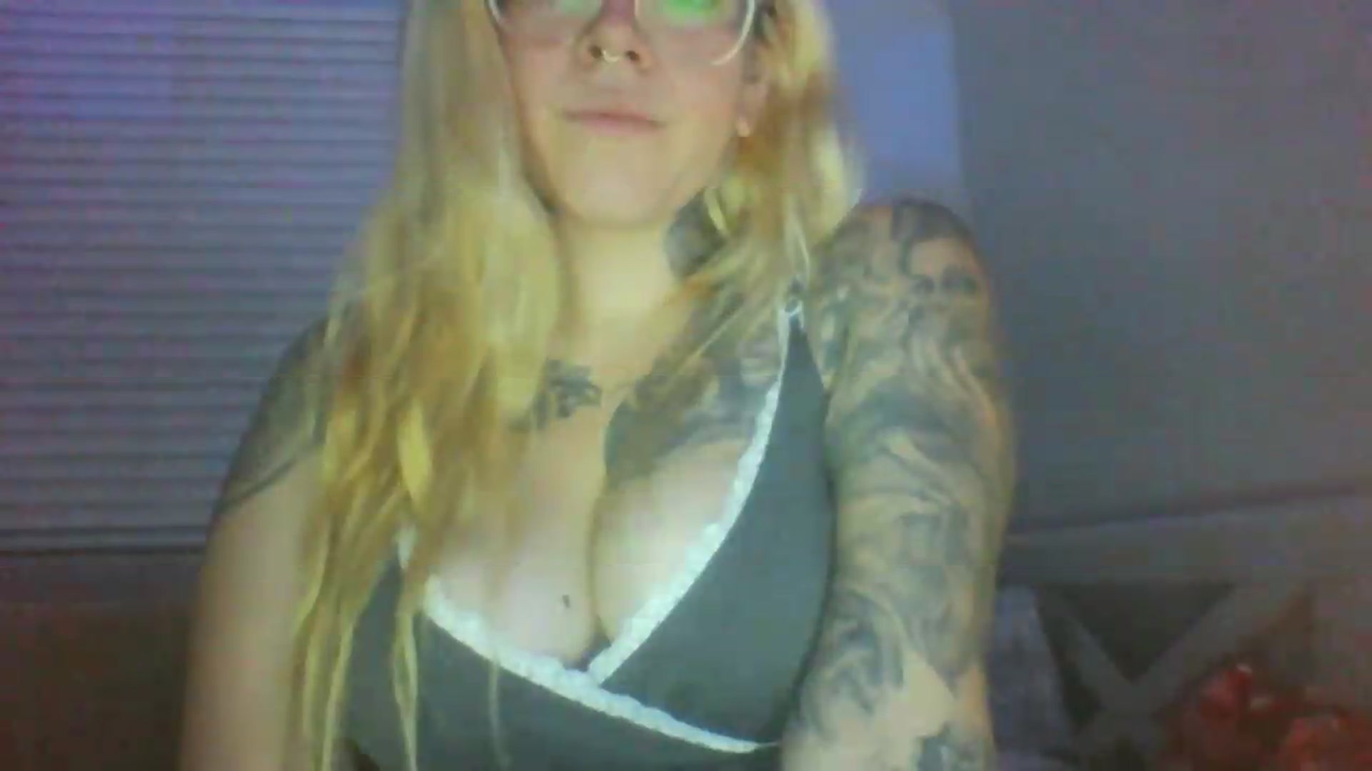 Gallery image thumbnail from JessicaFaye's myfreecams stream on, 06/26/2026, 10:51 image 20 of 20