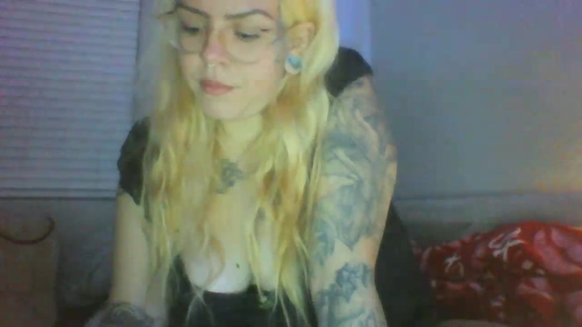 Gallery image thumbnail from JessicaFaye's myfreecams stream on, 07/01/2026, 09:25 image 19 of 20
