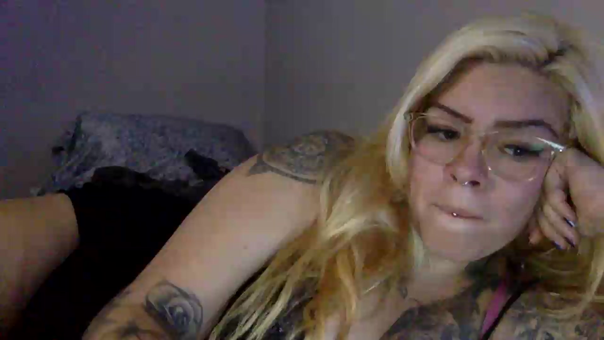 Gallery image thumbnail from JessicaFaye's myfreecams stream on, 07/07/2026, 11:09 image 14 of 20