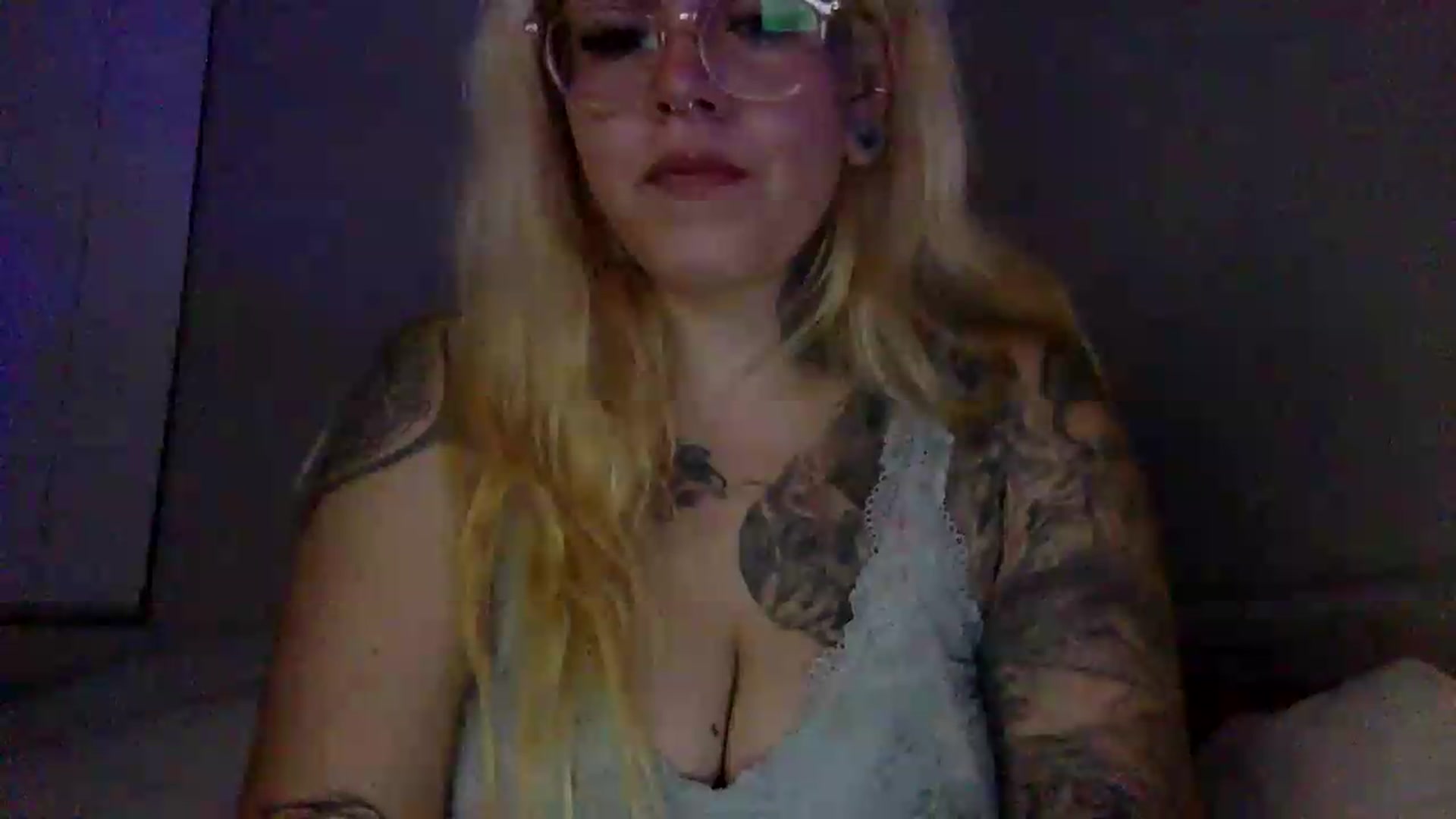 Gallery image thumbnail from JessicaFaye's myfreecams stream on, 07/08/2026, 09:19 image 7 of 20