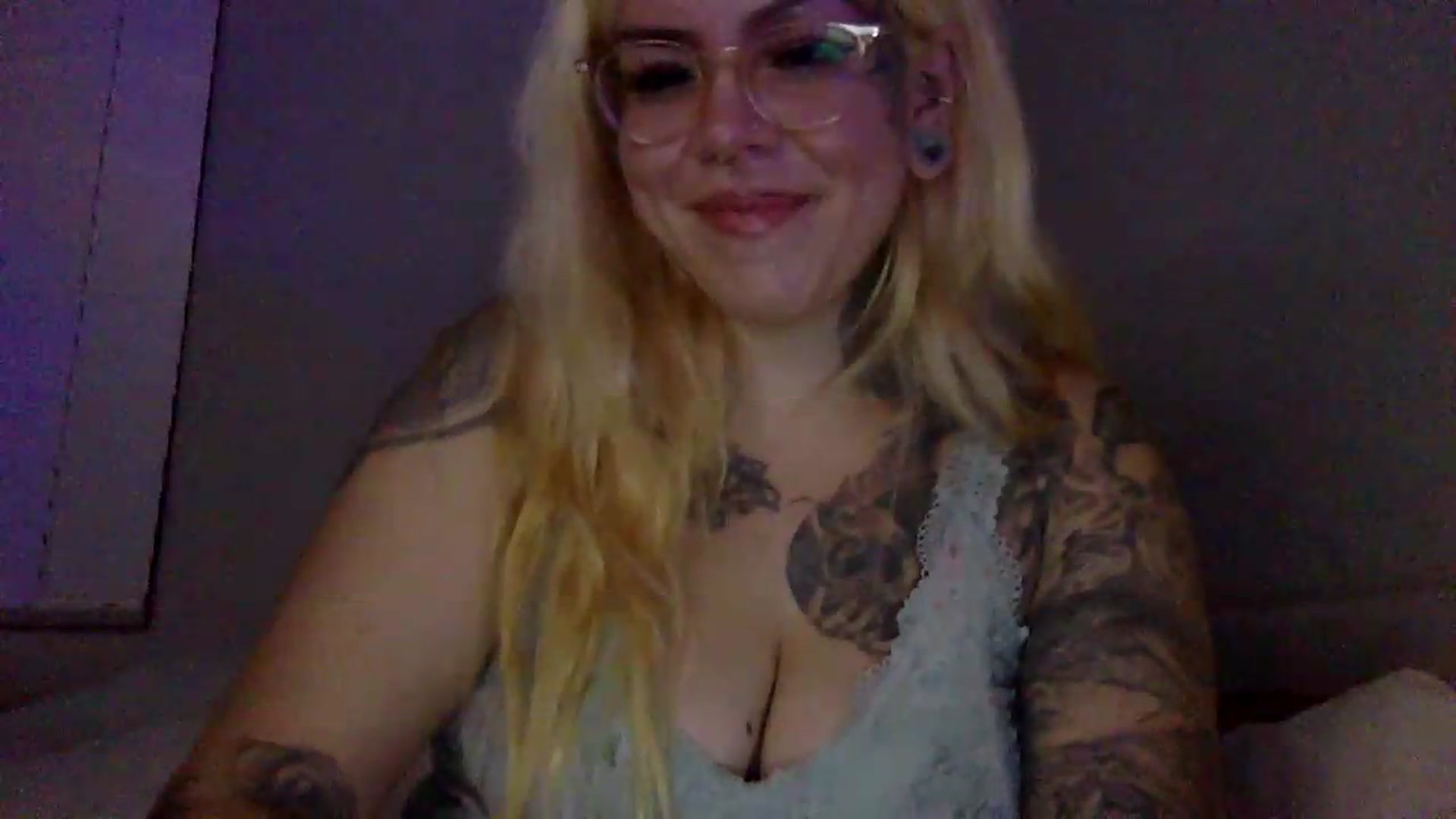Gallery image thumbnail from JessicaFaye's myfreecams stream on, 07/08/2026, 09:19 image 5 of 20