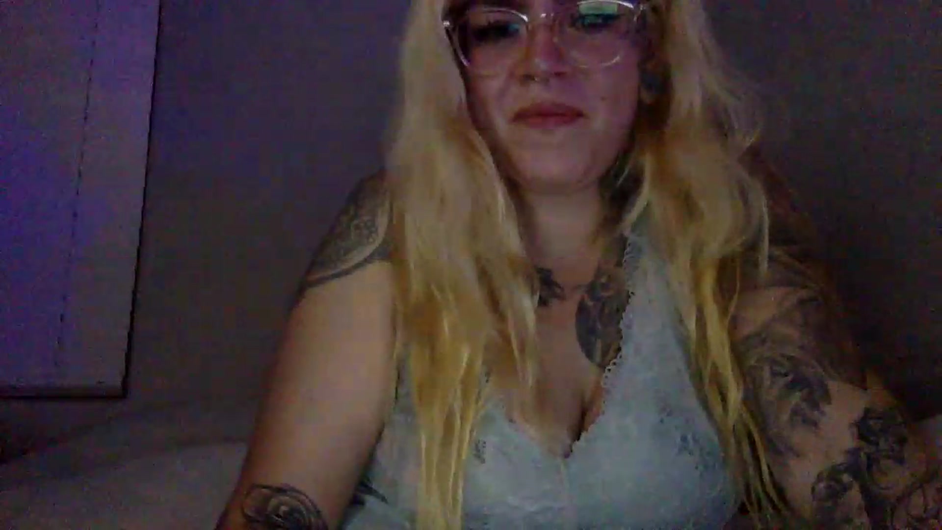 Gallery image thumbnail from JessicaFaye's myfreecams stream on, 07/08/2026, 09:19 image 16 of 20