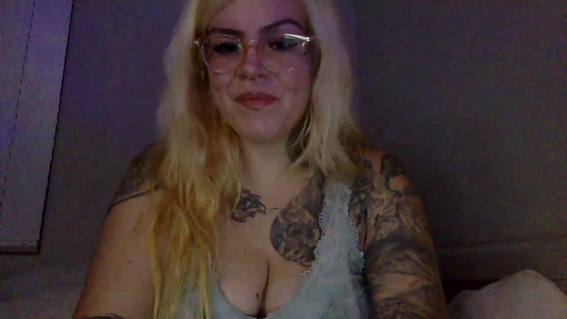 Gallery image thumbnail from JessicaFaye's myfreecams stream on, 07/08/2026, 09:19 image 3 of 20