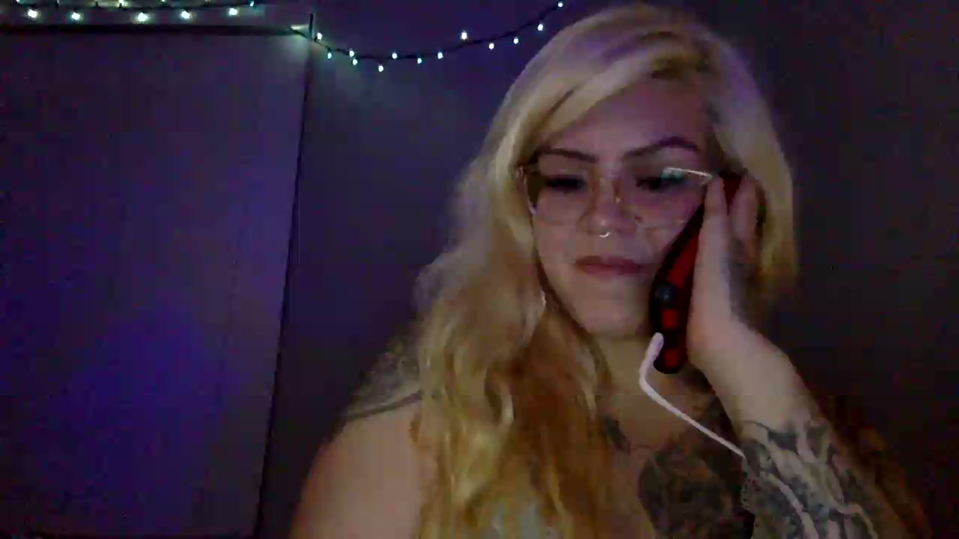 Gallery image thumbnail from JessicaFaye's myfreecams stream on, 07/08/2026, 12:18 image 14 of 20