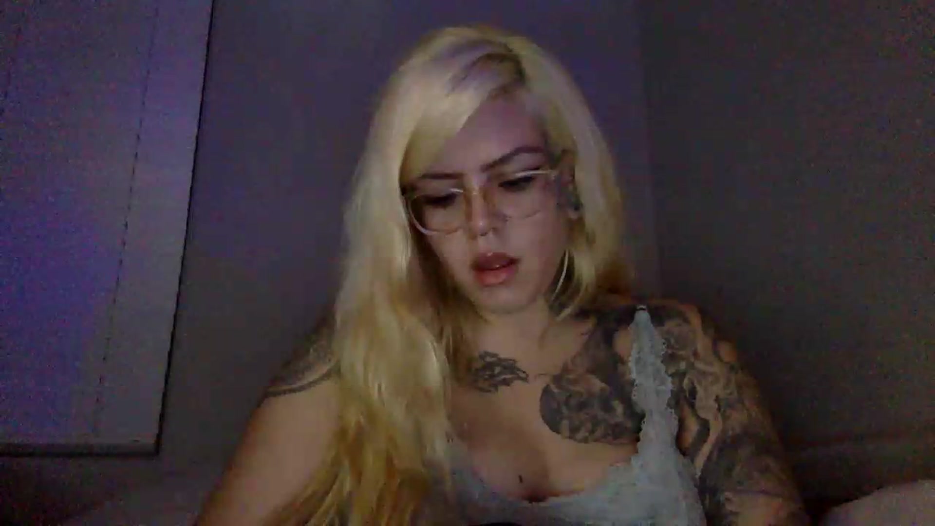 Gallery image thumbnail from JessicaFaye's myfreecams stream on, 07/08/2026, 12:18 image 5 of 20