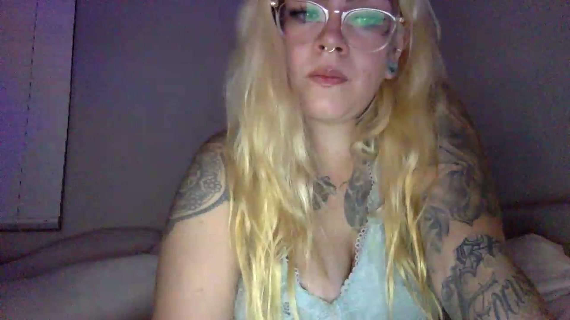 Gallery image thumbnail from JessicaFaye's myfreecams stream on, 07/08/2026, 12:18 image 2 of 20