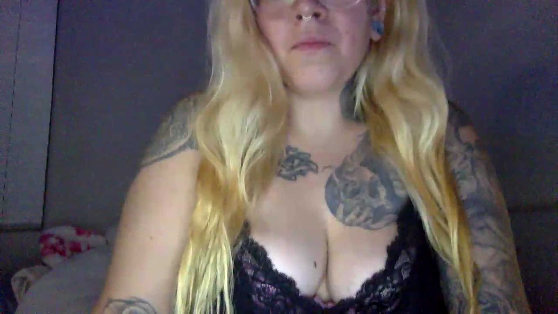 Gallery image thumbnail from JessicaFaye's myfreecams stream on, 07/13/2026, 10:04 image 11 of 20