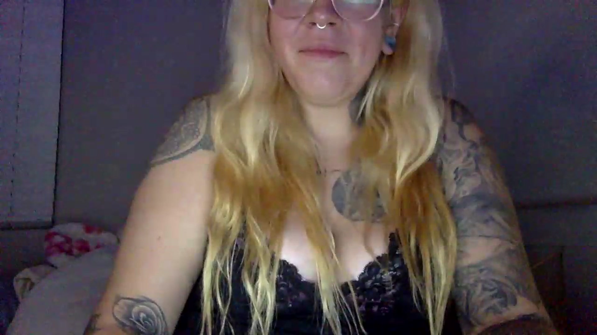 Gallery image thumbnail from JessicaFaye's myfreecams stream on, 07/13/2026, 10:04 image 18 of 20