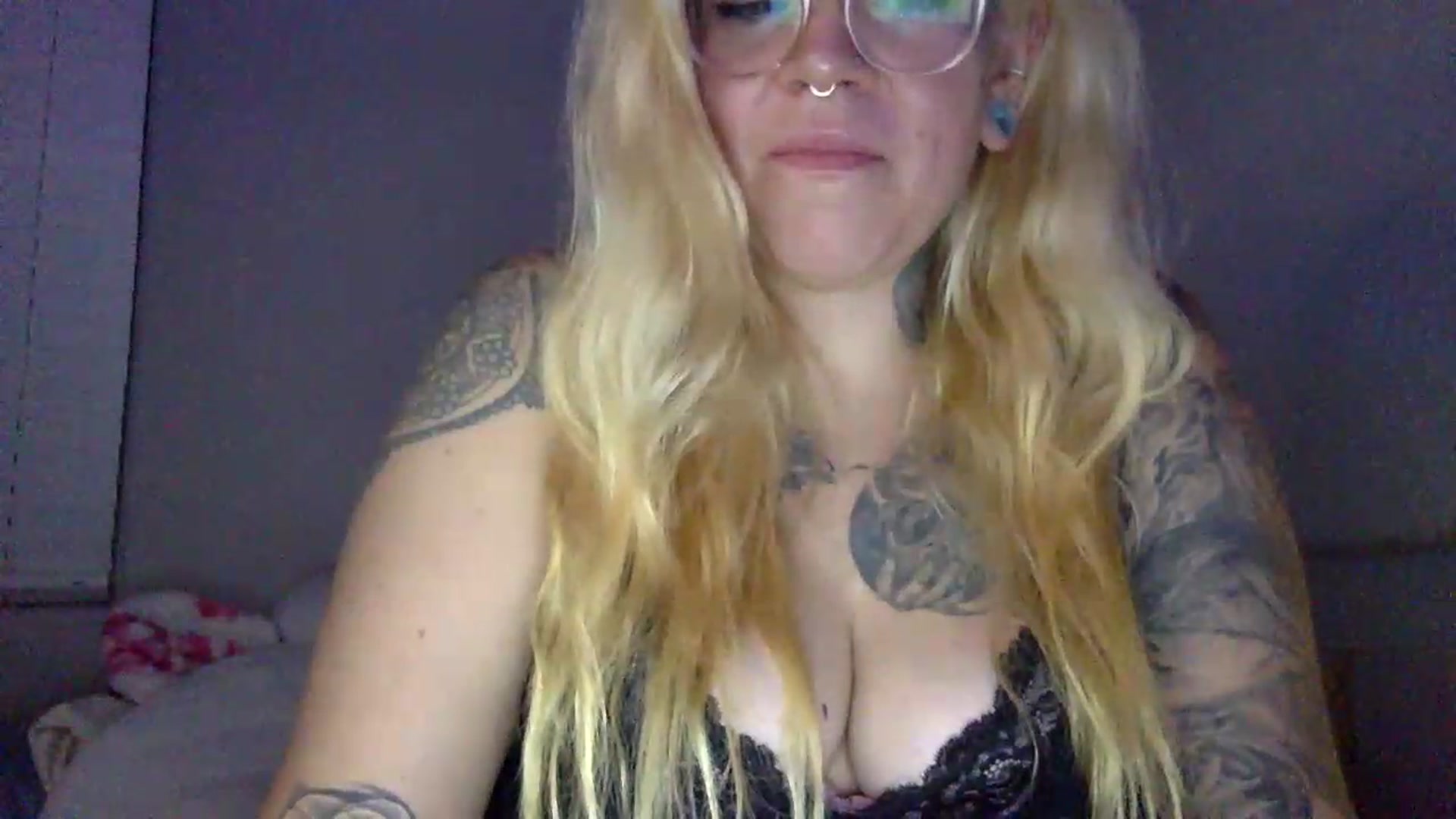 Gallery image thumbnail from JessicaFaye's myfreecams stream on, 07/13/2026, 10:04 image 7 of 20