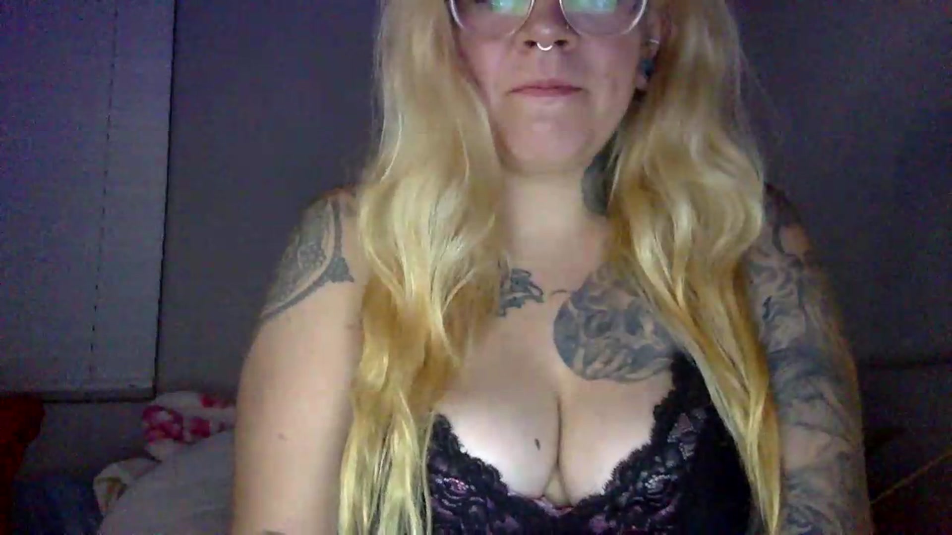 Gallery image thumbnail from JessicaFaye's myfreecams stream on, 07/13/2026, 10:04 image 13 of 20
