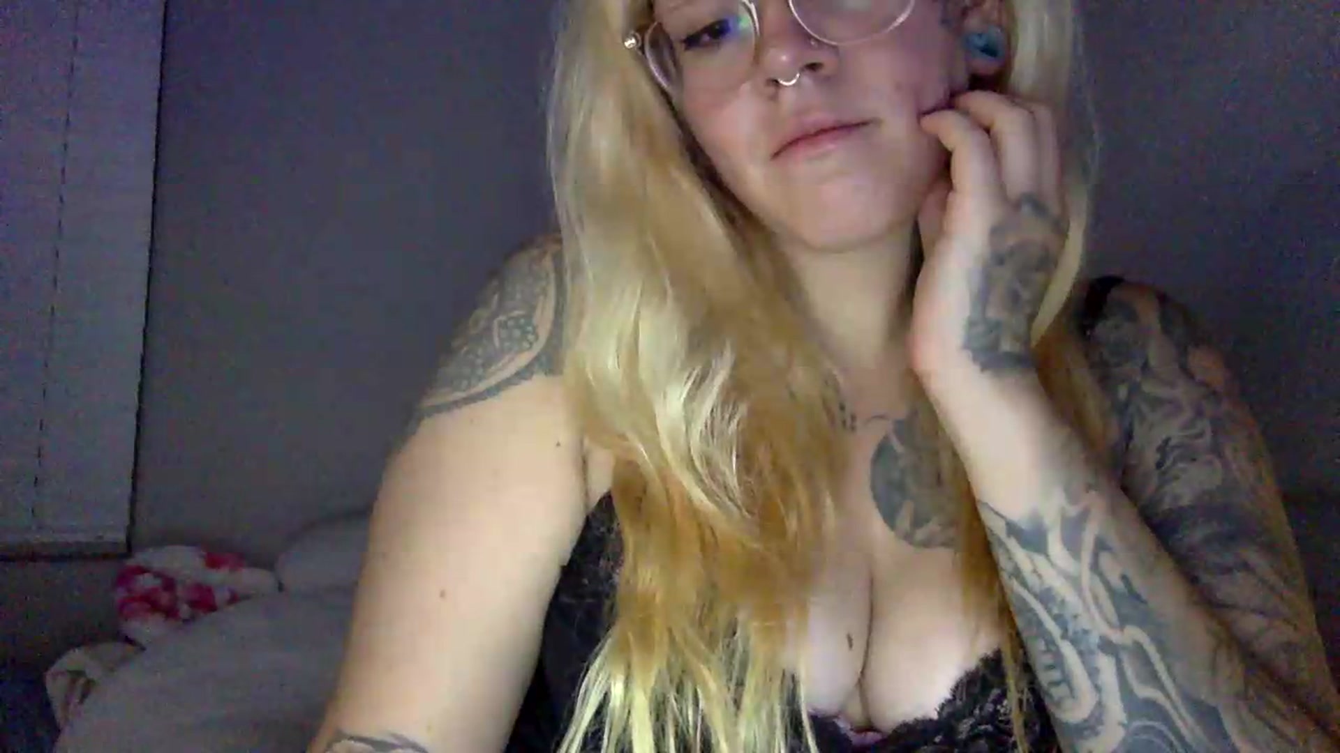 Gallery image thumbnail from JessicaFaye's myfreecams stream on, 07/13/2026, 10:04 image 15 of 20
