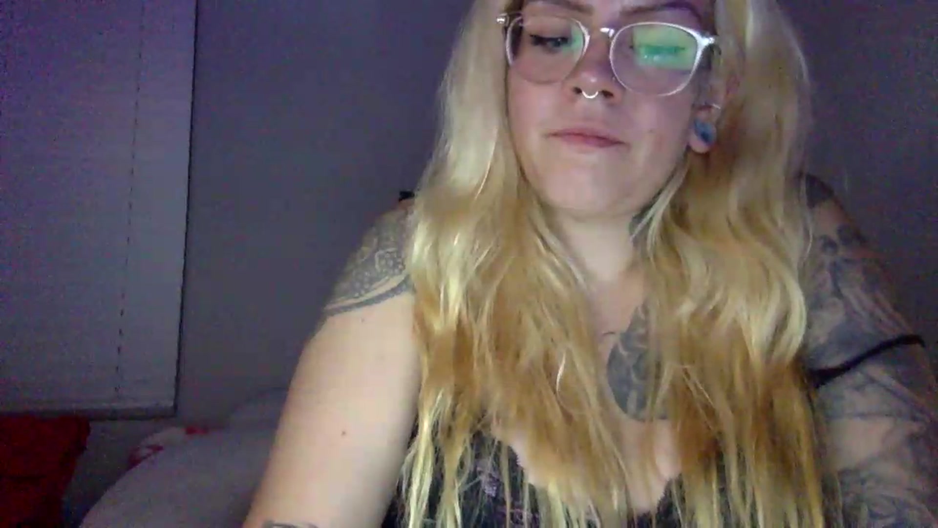 Gallery image thumbnail from JessicaFaye's myfreecams stream on, 07/13/2026, 11:22 image 9 of 20