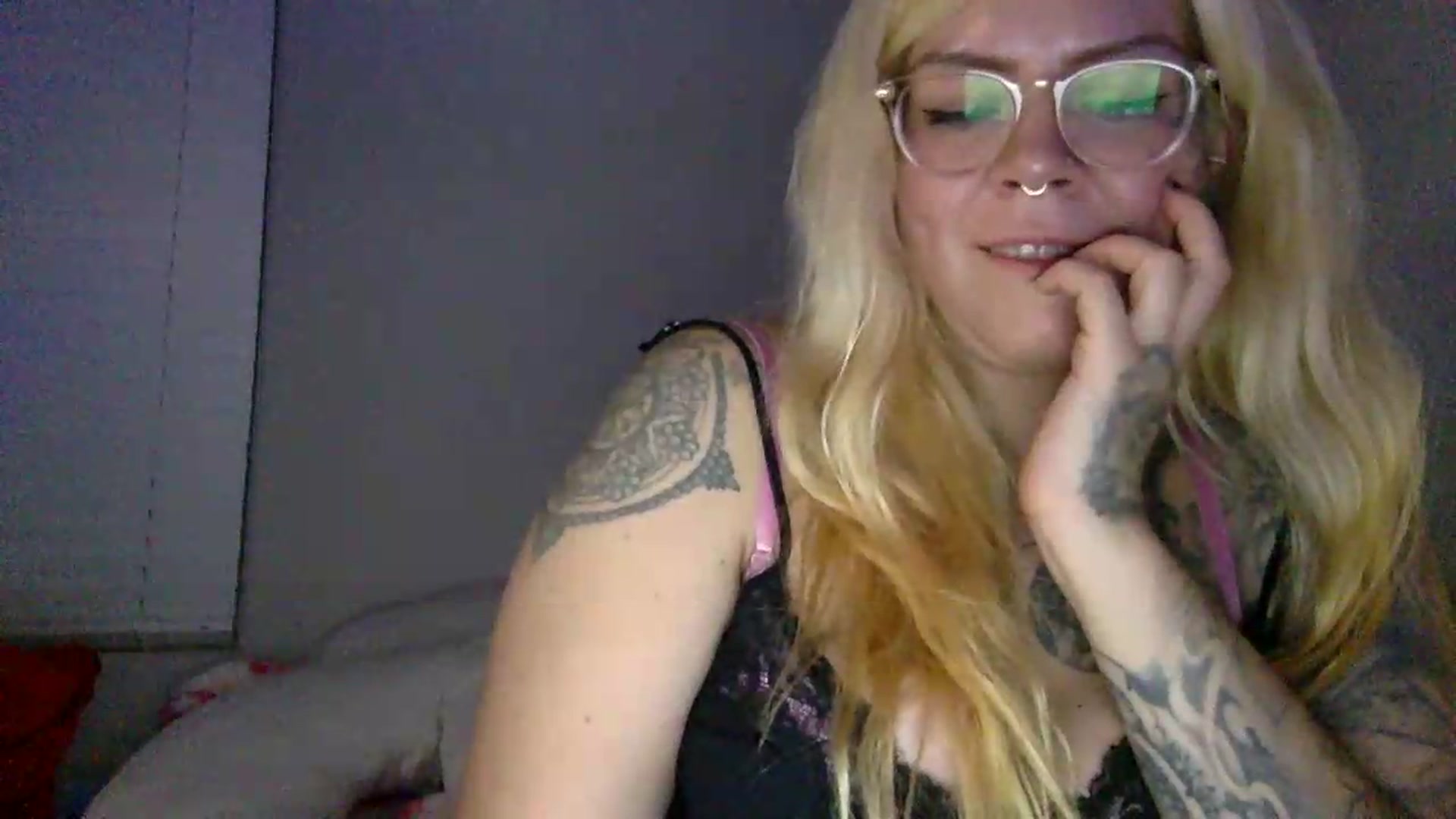 Gallery image thumbnail from JessicaFaye's myfreecams stream on, 07/13/2026, 11:22 image 19 of 20