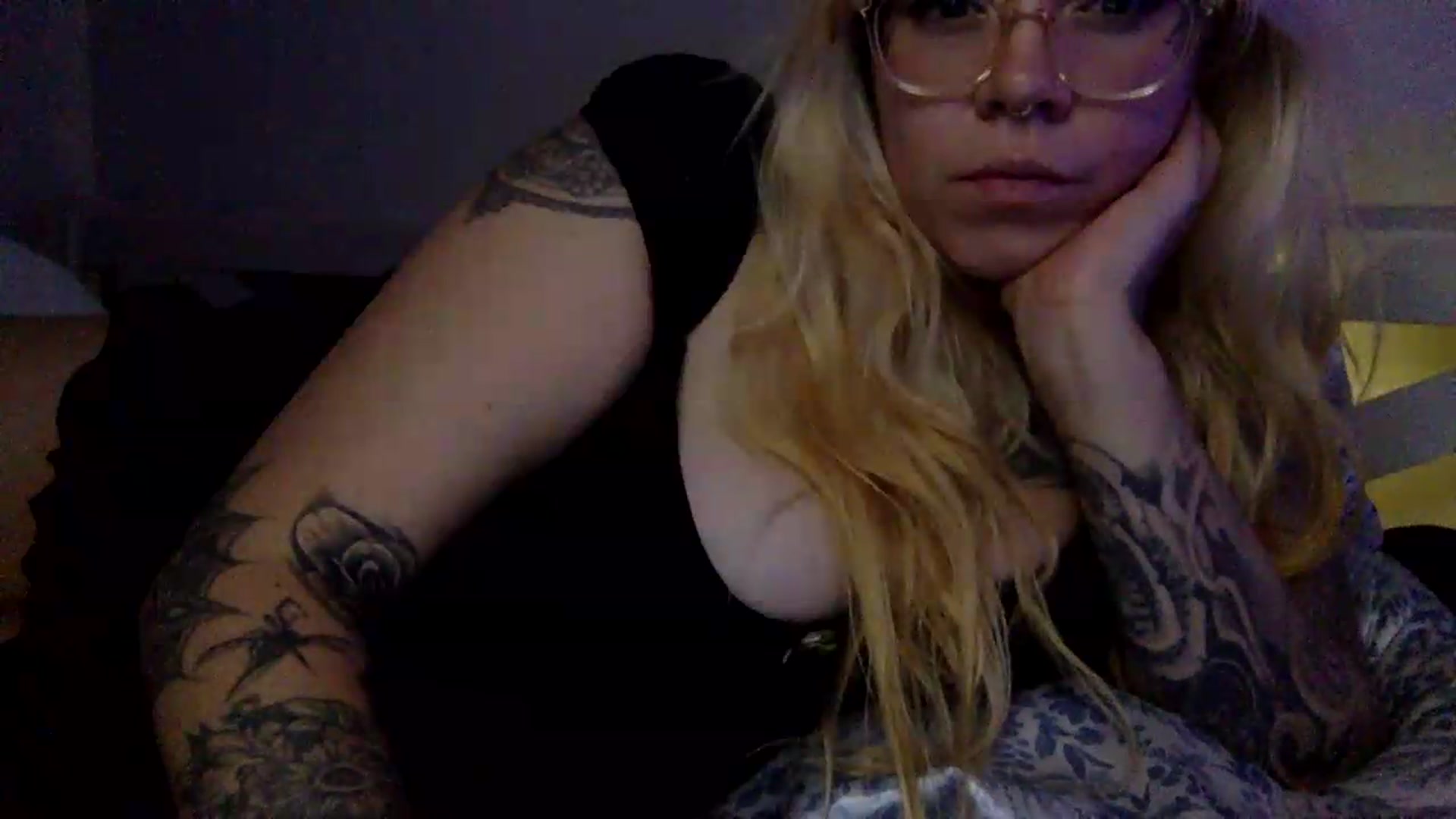 Gallery image thumbnail from JessicaFaye's myfreecams stream on, 07/16/2026, 09:01 image 14 of 20