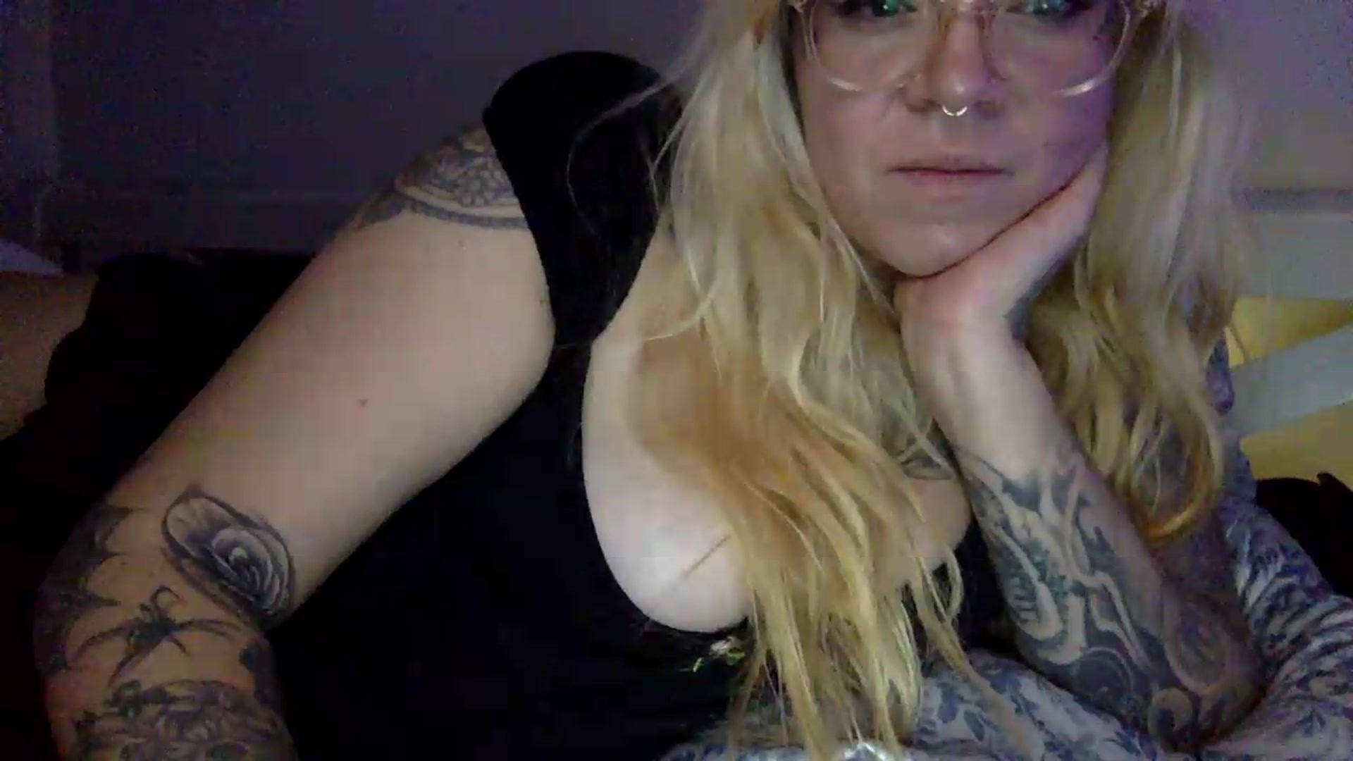 Gallery image thumbnail from JessicaFaye's myfreecams stream on, 07/16/2026, 09:01 image 20 of 20