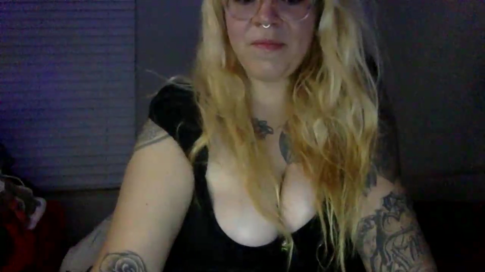 Gallery image thumbnail from JessicaFaye's myfreecams stream on, 07/17/2026, 10:04 image 4 of 20