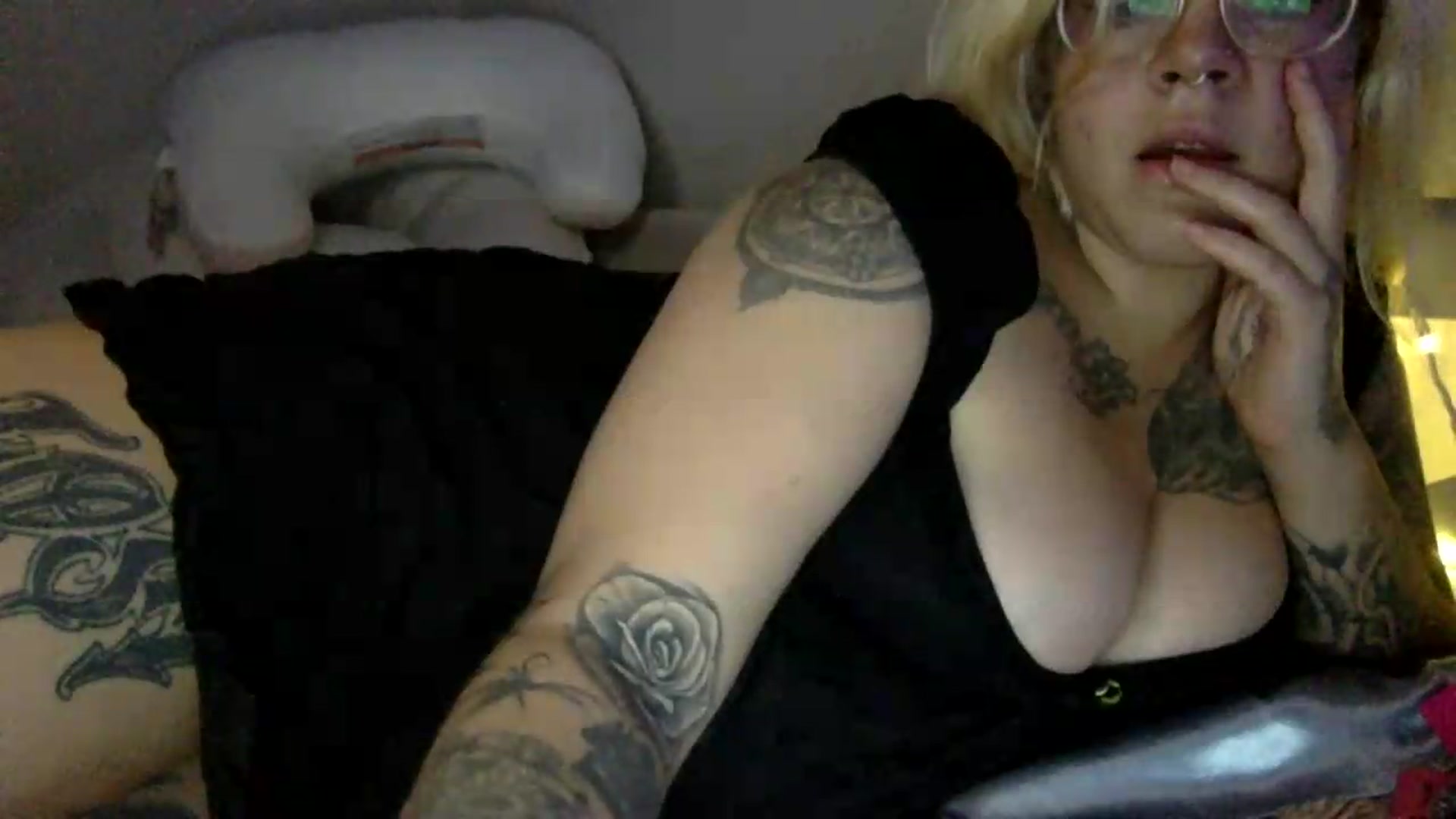 Gallery image thumbnail from JessicaFaye's myfreecams stream on, 07/22/2026, 09:06 image 18 of 20