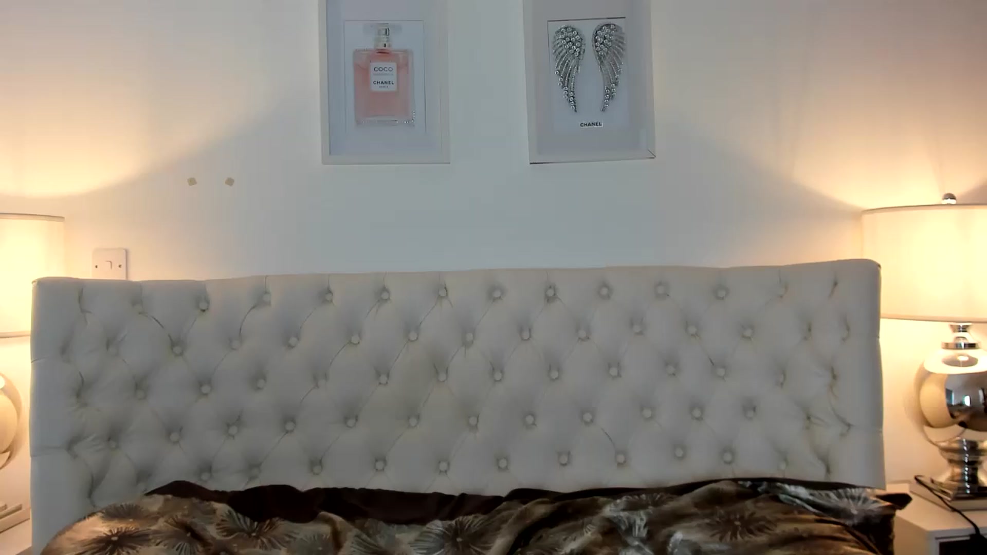 Gallery image thumbnail from JessicaJxx's myfreecams stream on, 08/31/2026, 14:41 image 16 of 20