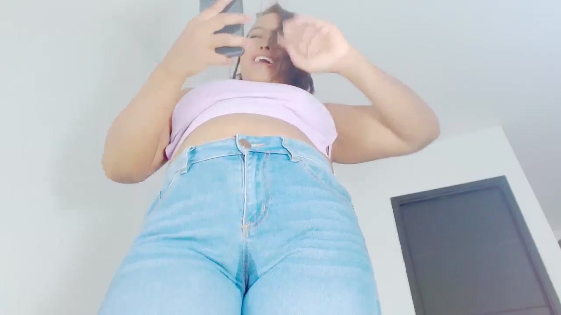 Gallery image thumbnail from JessicaLondon's myfreecams stream on, 01/01/2026, 14:11 image 3 of 20