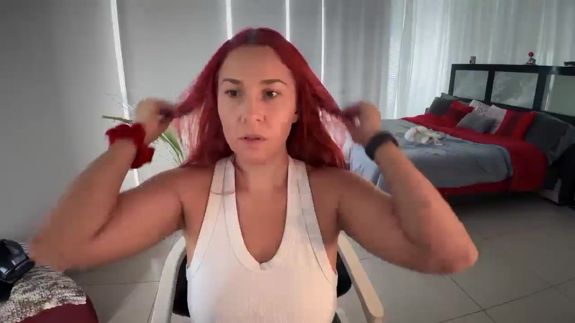 Gallery image thumbnail from JessicaReedP's myfreecams stream on, 04/16/2025, 24:09 image 10 of 20