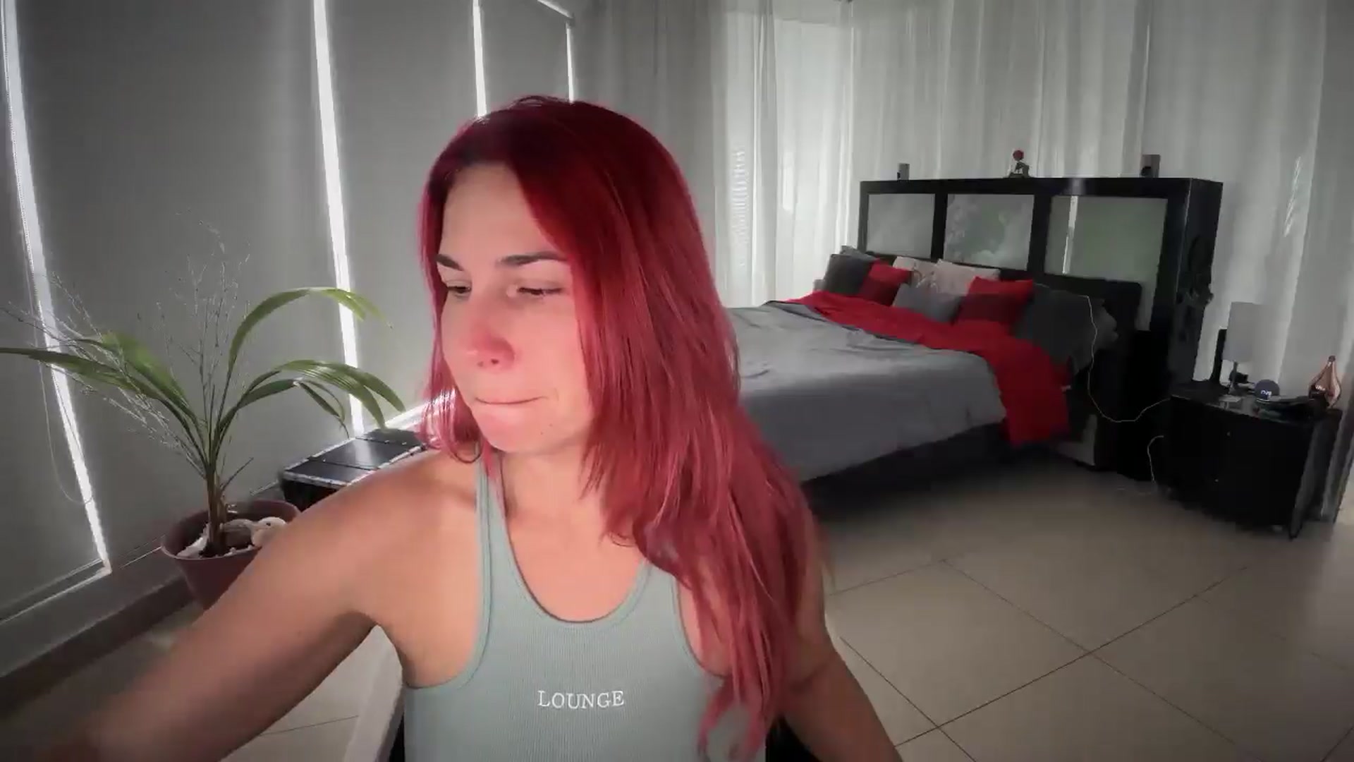 Gallery image thumbnail from JessicaReedP's myfreecams stream on, 04/20/2025, 22:41 image 9 of 20