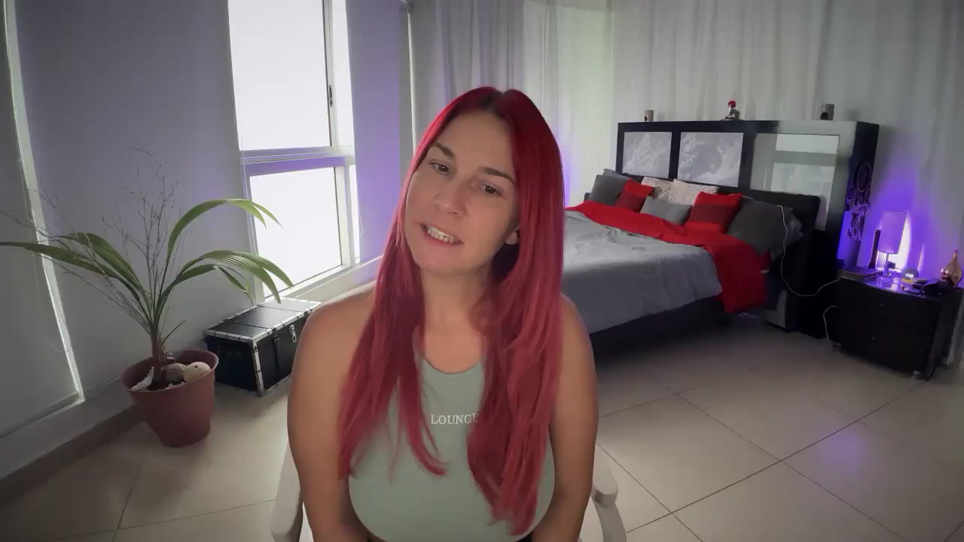 Gallery image thumbnail from JessicaReedP's myfreecams stream on, 04/20/2025, 23:18 image 8 of 20