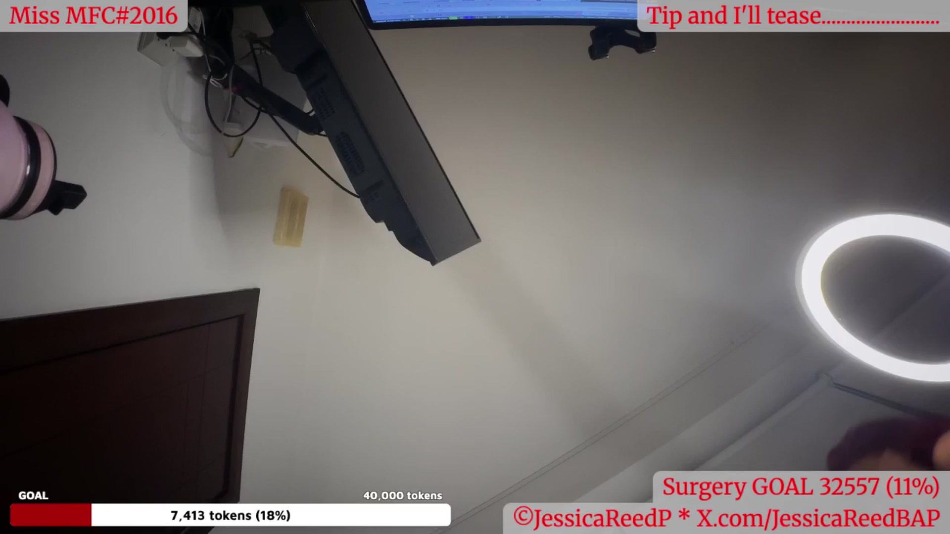Gallery image thumbnail from JessicaReedP's myfreecams stream on, 06/10/2025, 03:10 image 14 of 20