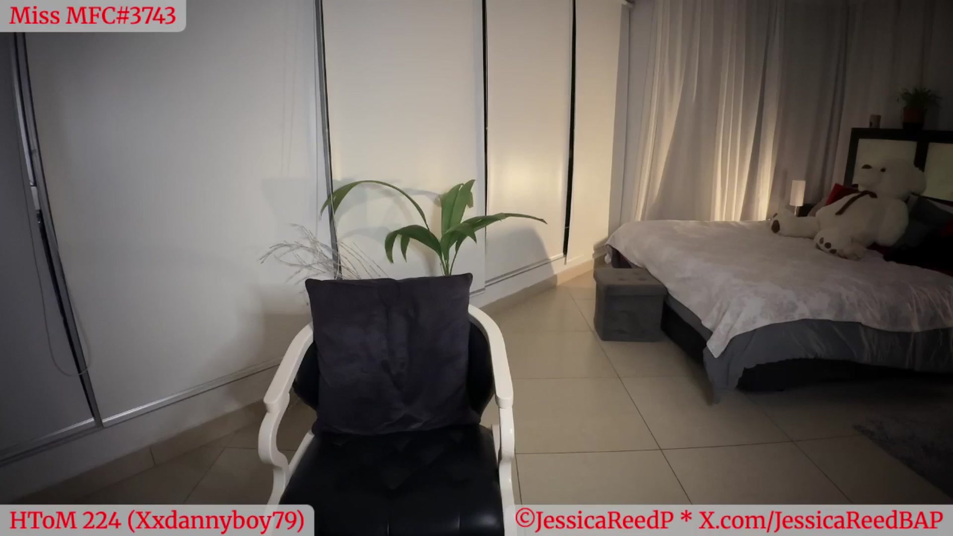Gallery image thumbnail from JessicaReedP's myfreecams stream on, 08/06/2025, 01:33 image 14 of 20