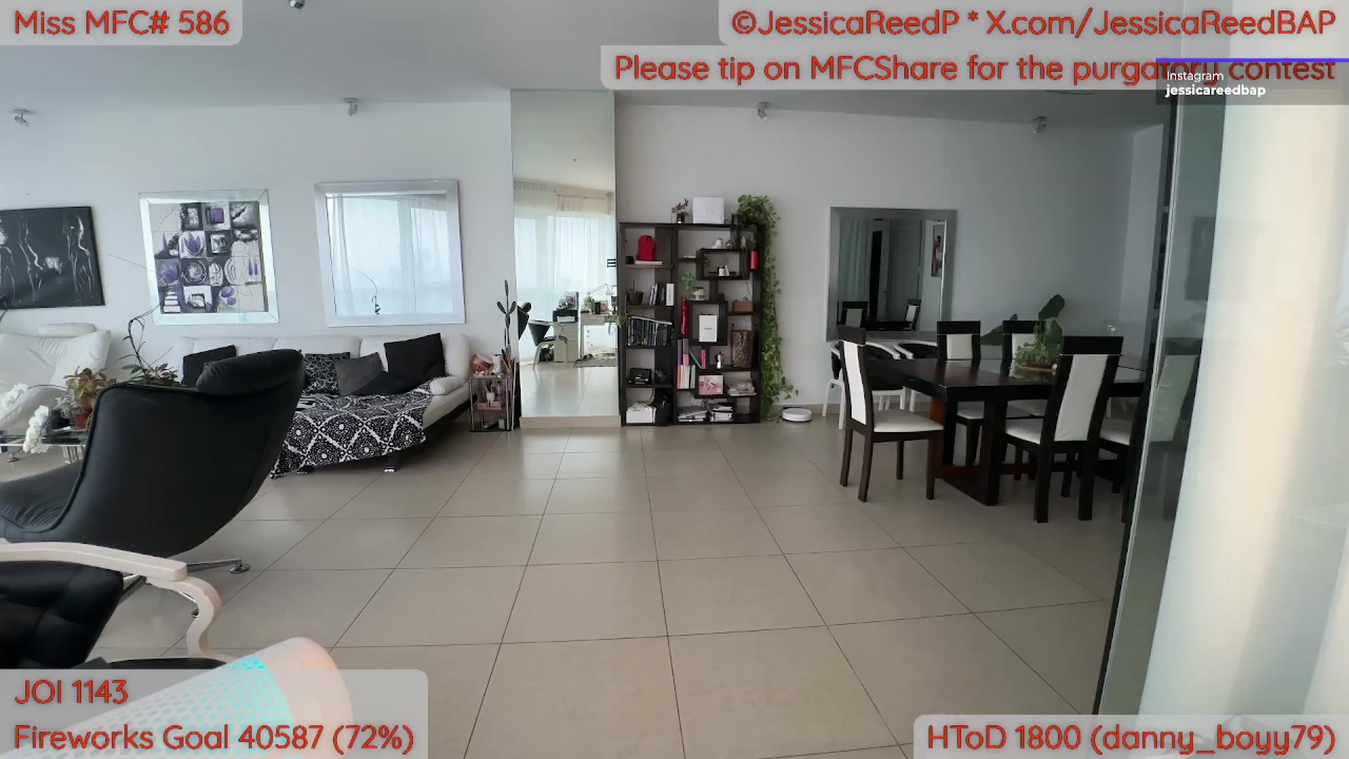 Gallery image thumbnail from JessicaReedP's myfreecams stream on, 10/27/2025, 23:23 image 11 of 20